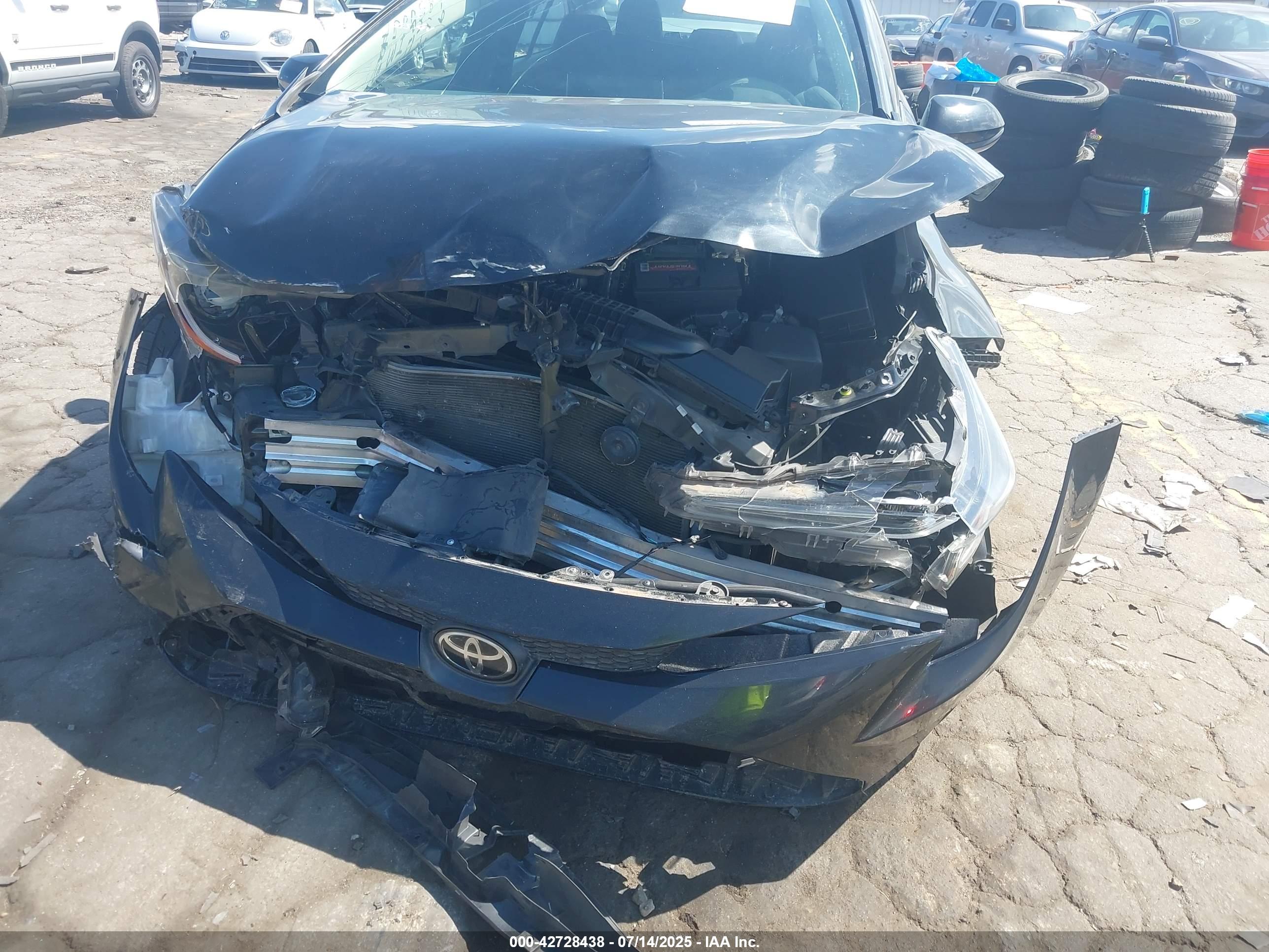 TOYOTA COROLLA image 6
