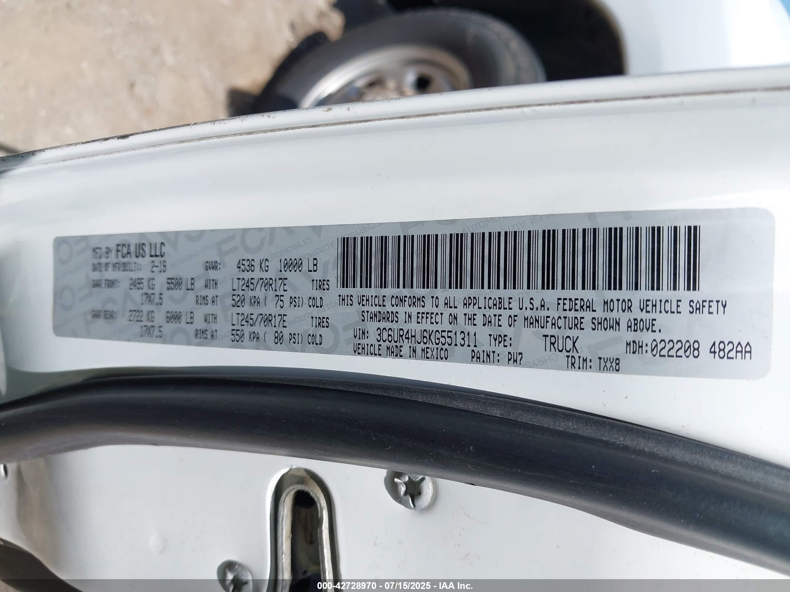 RAM 2500 image 9