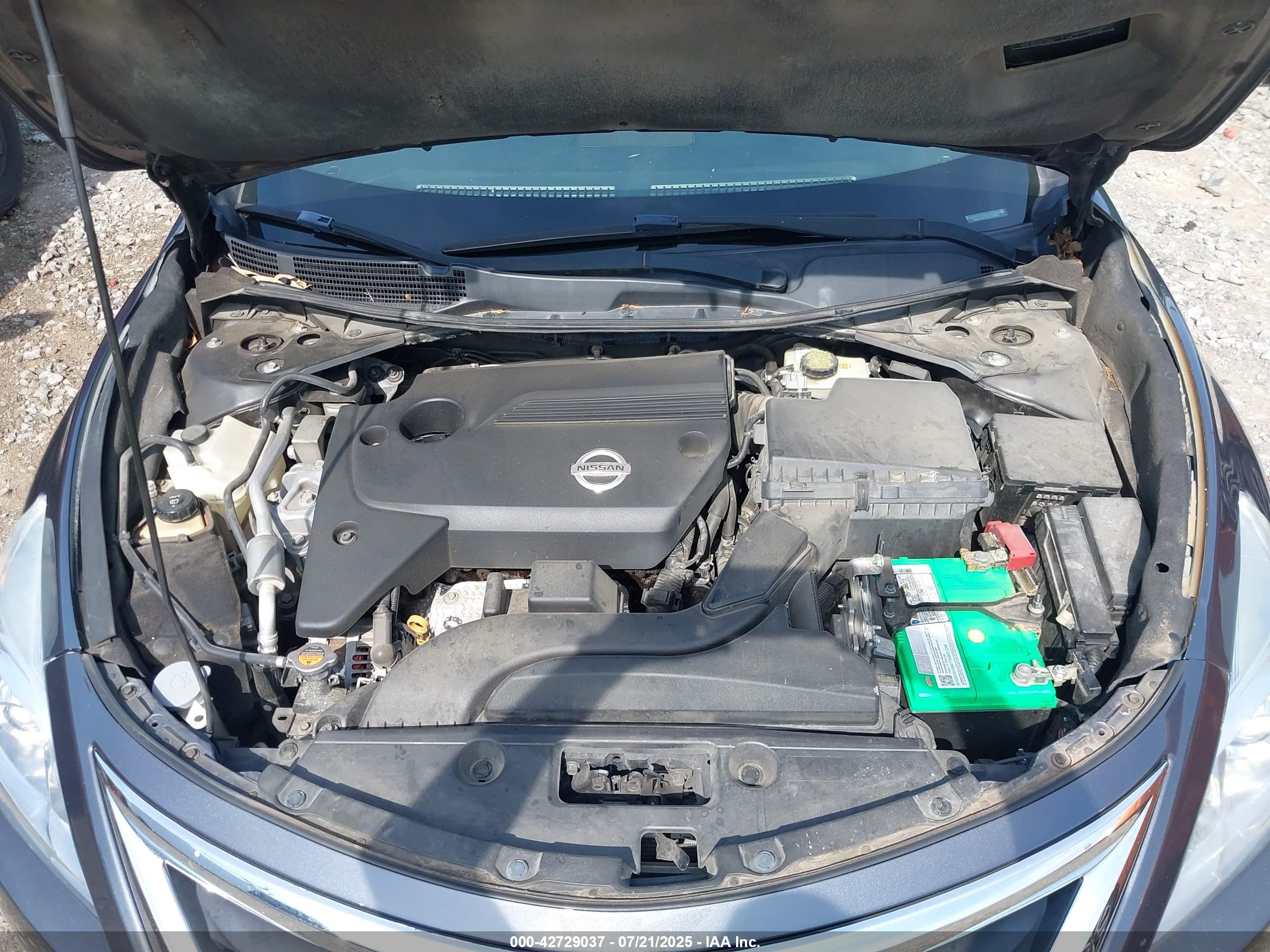 NISSAN ALTIMA image 10