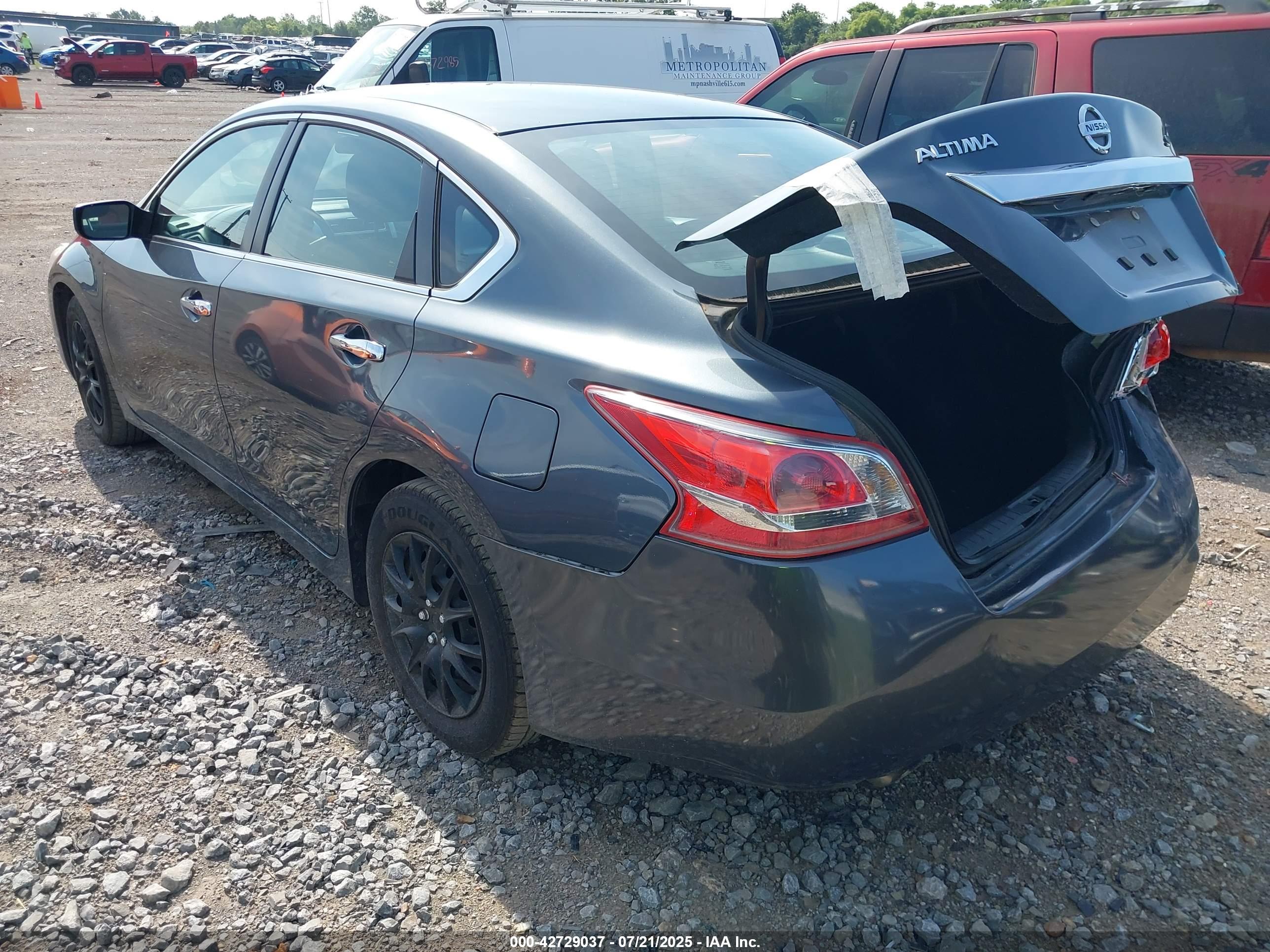 NISSAN ALTIMA image 3