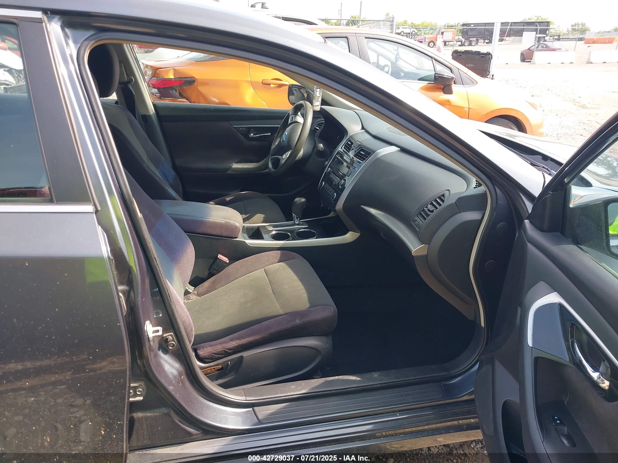 NISSAN ALTIMA image 5