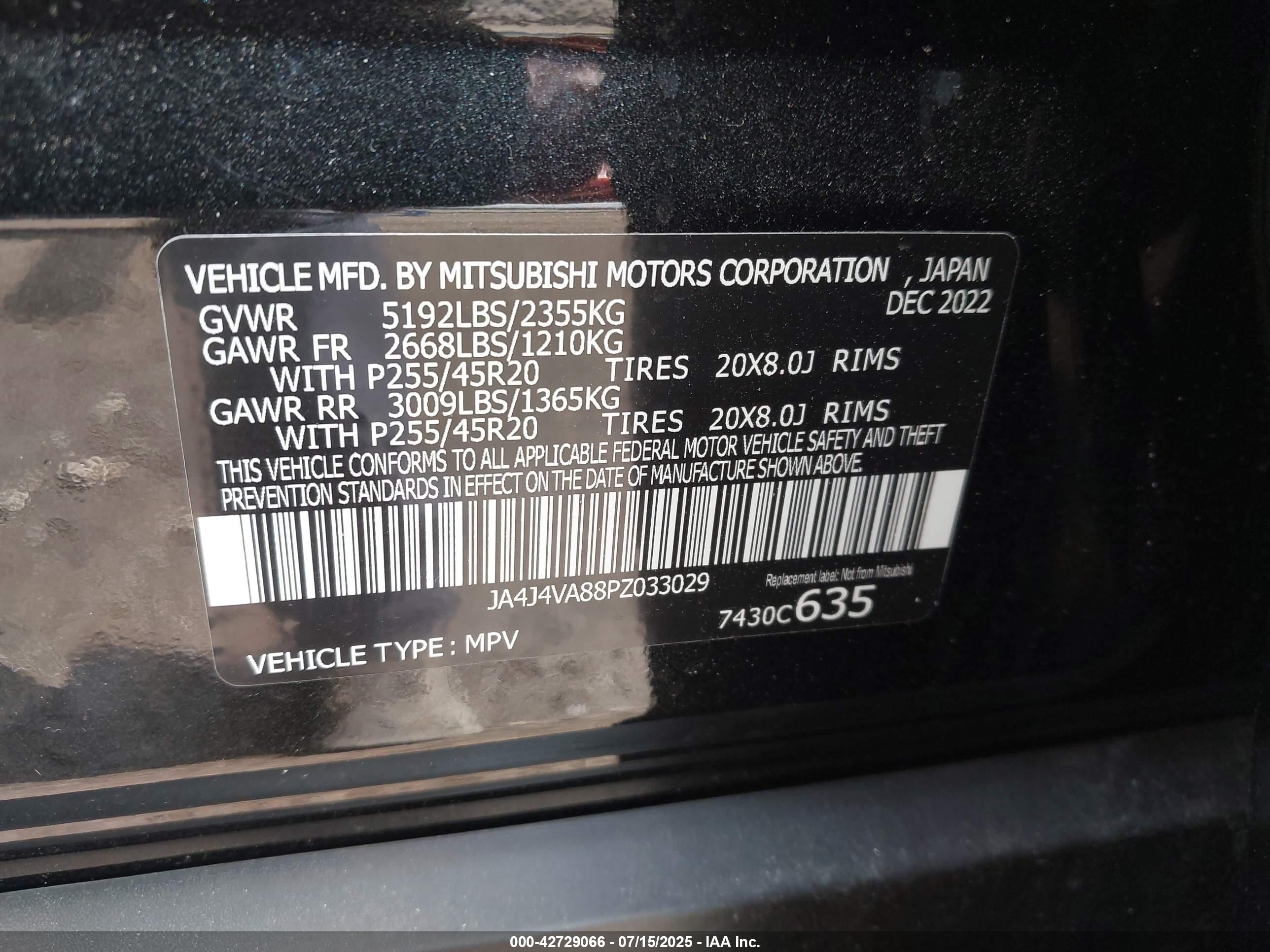 MITSUBISHI OUTLANDER image 9