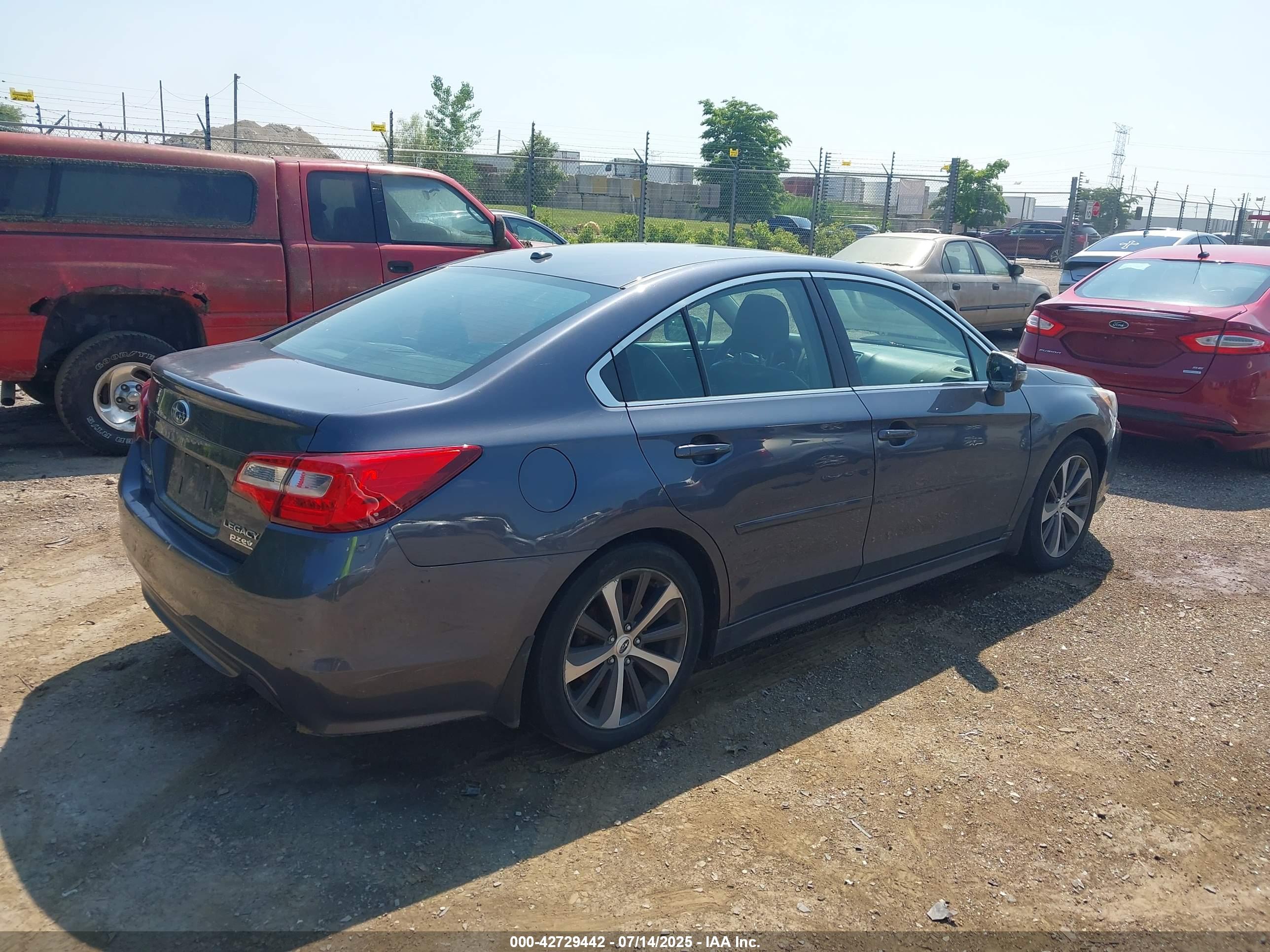 SUBARU LEGACY image 4