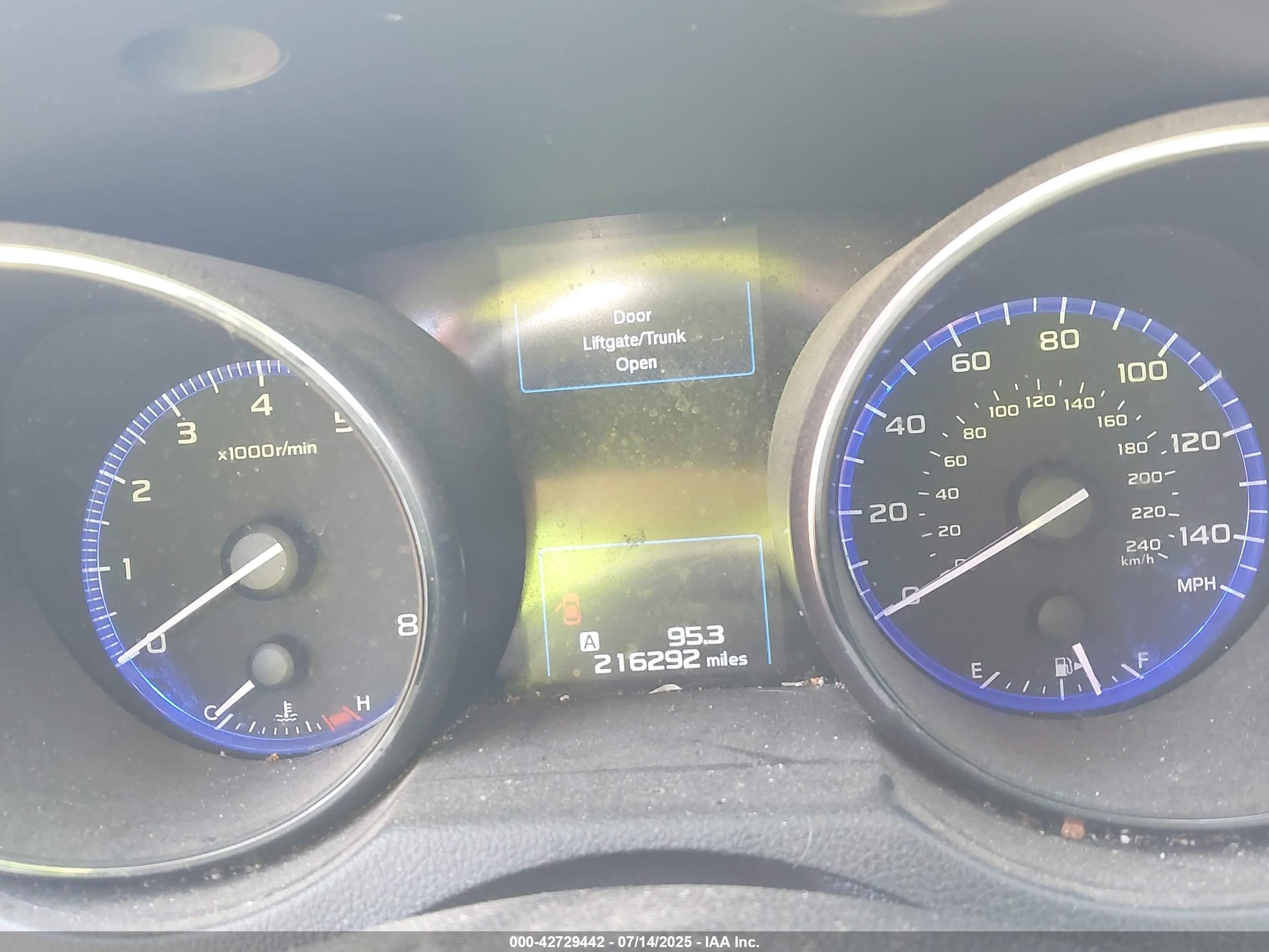 SUBARU LEGACY image 7