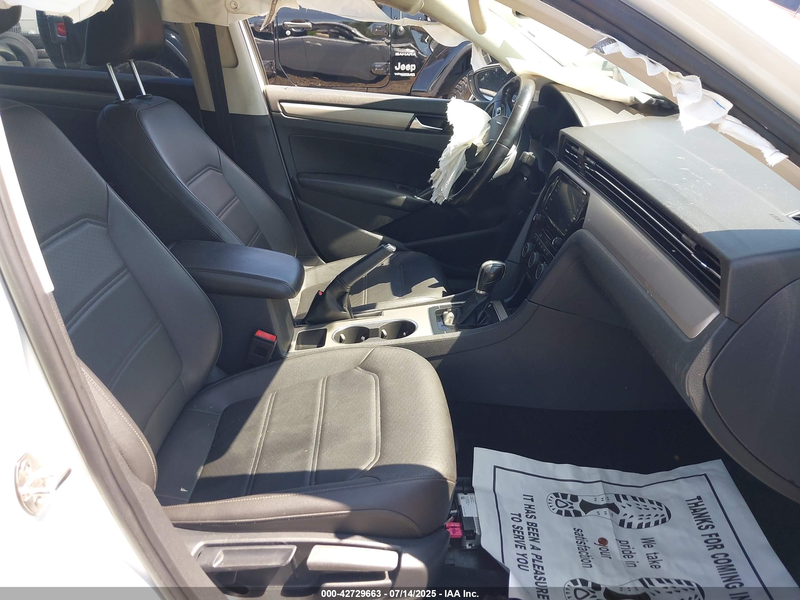 VOLKSWAGEN PASSAT image 5
