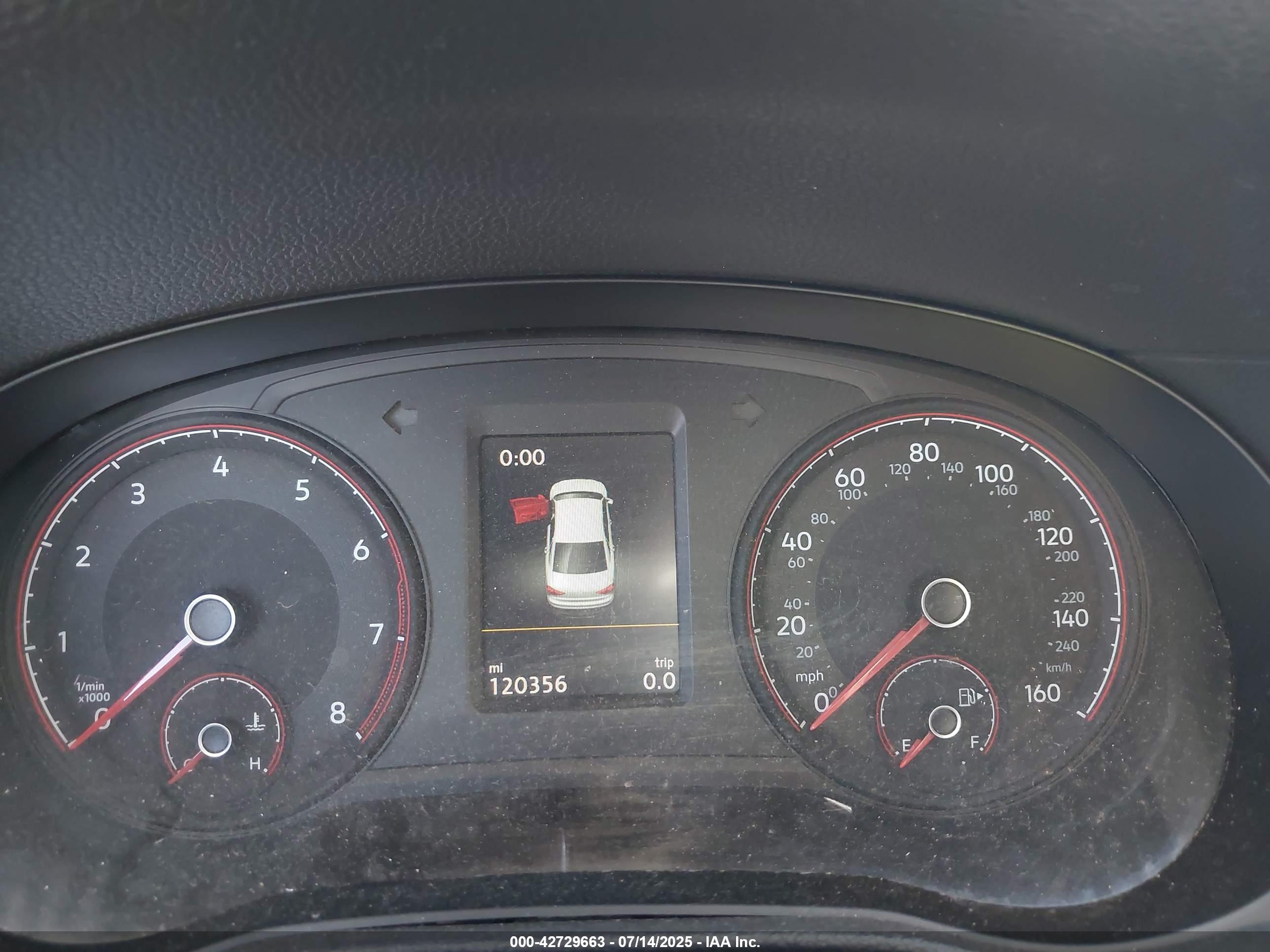 VOLKSWAGEN PASSAT image 7