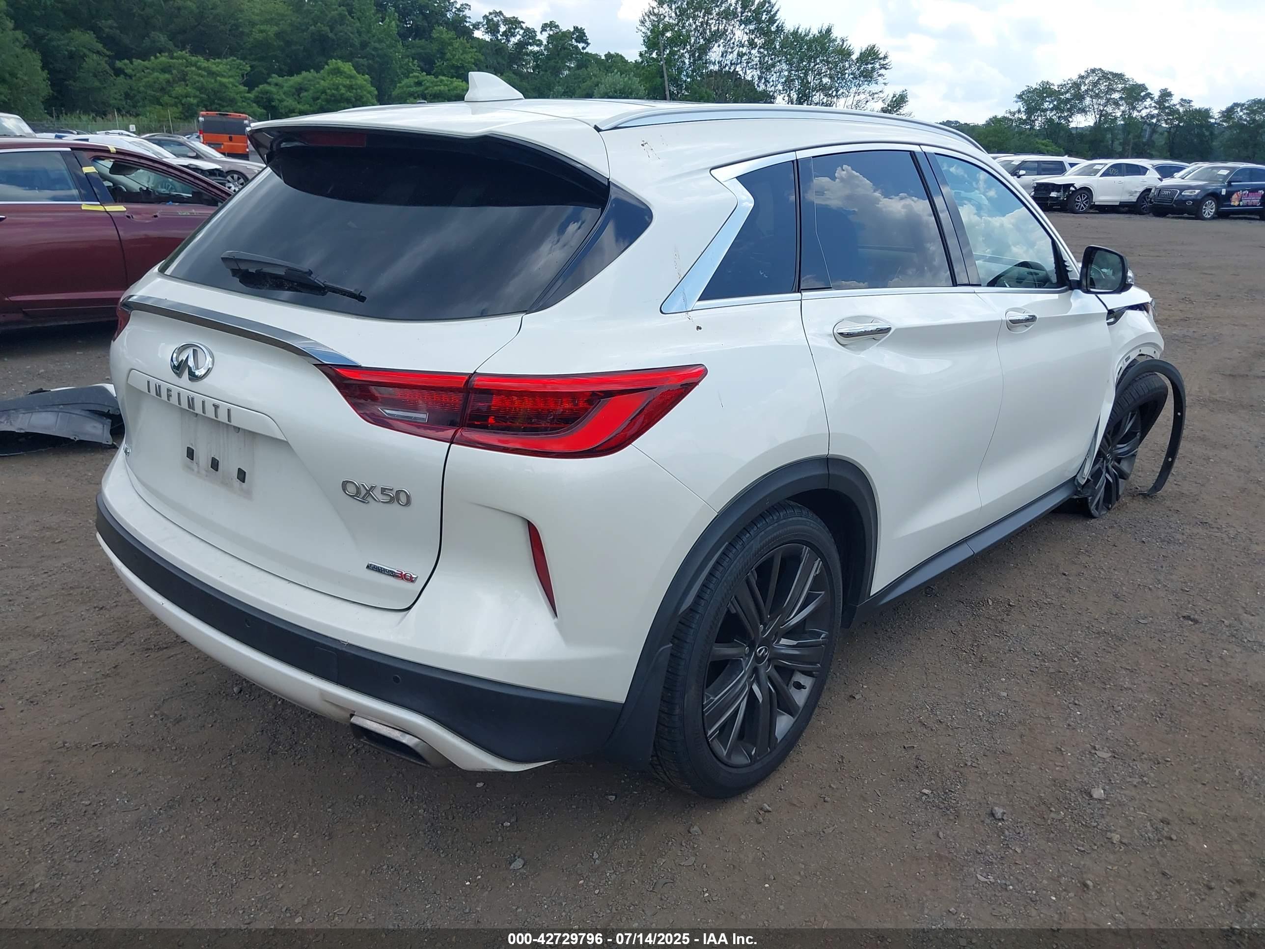 INFINITI QX50 image 4
