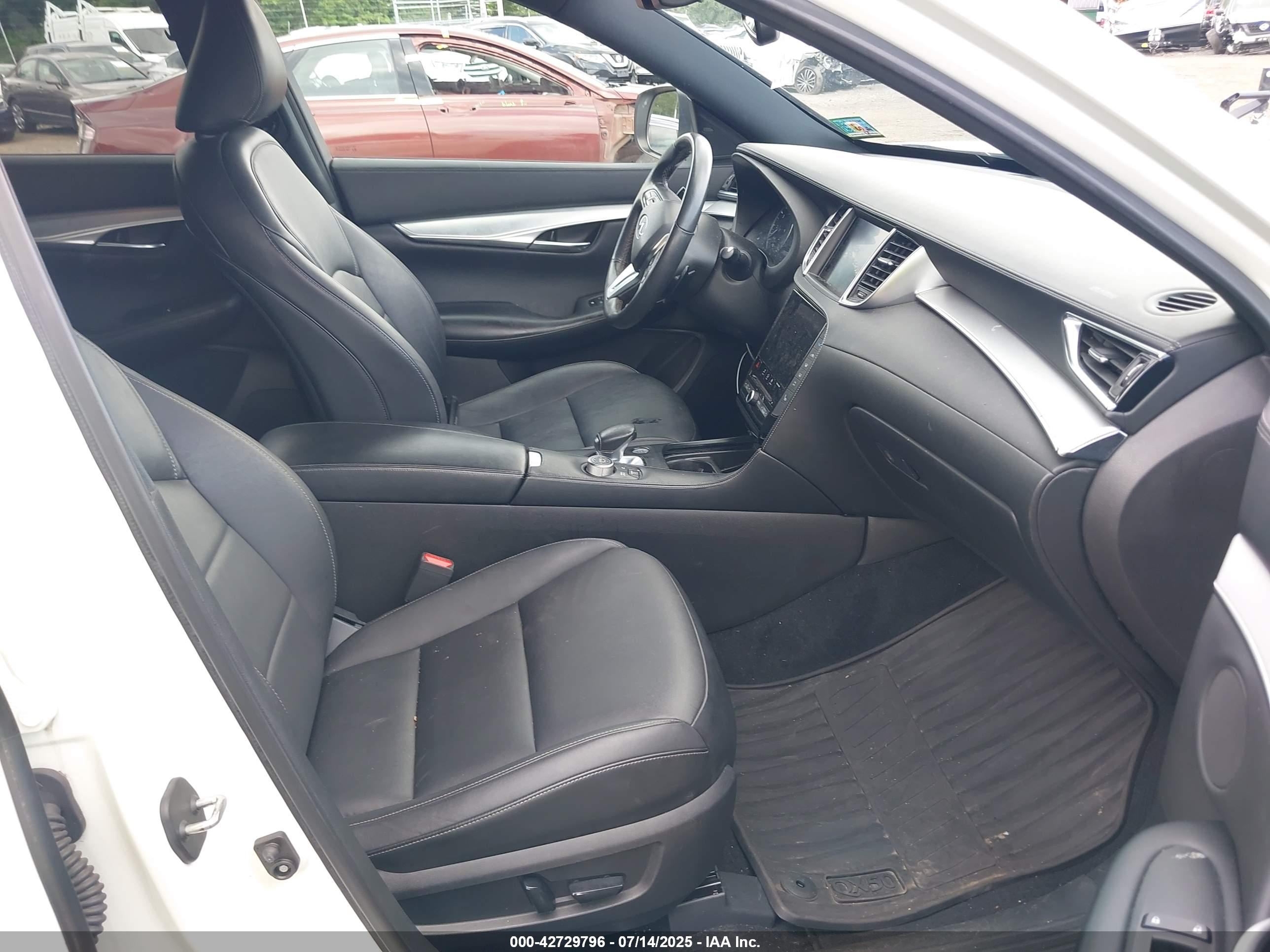 INFINITI QX50 image 5