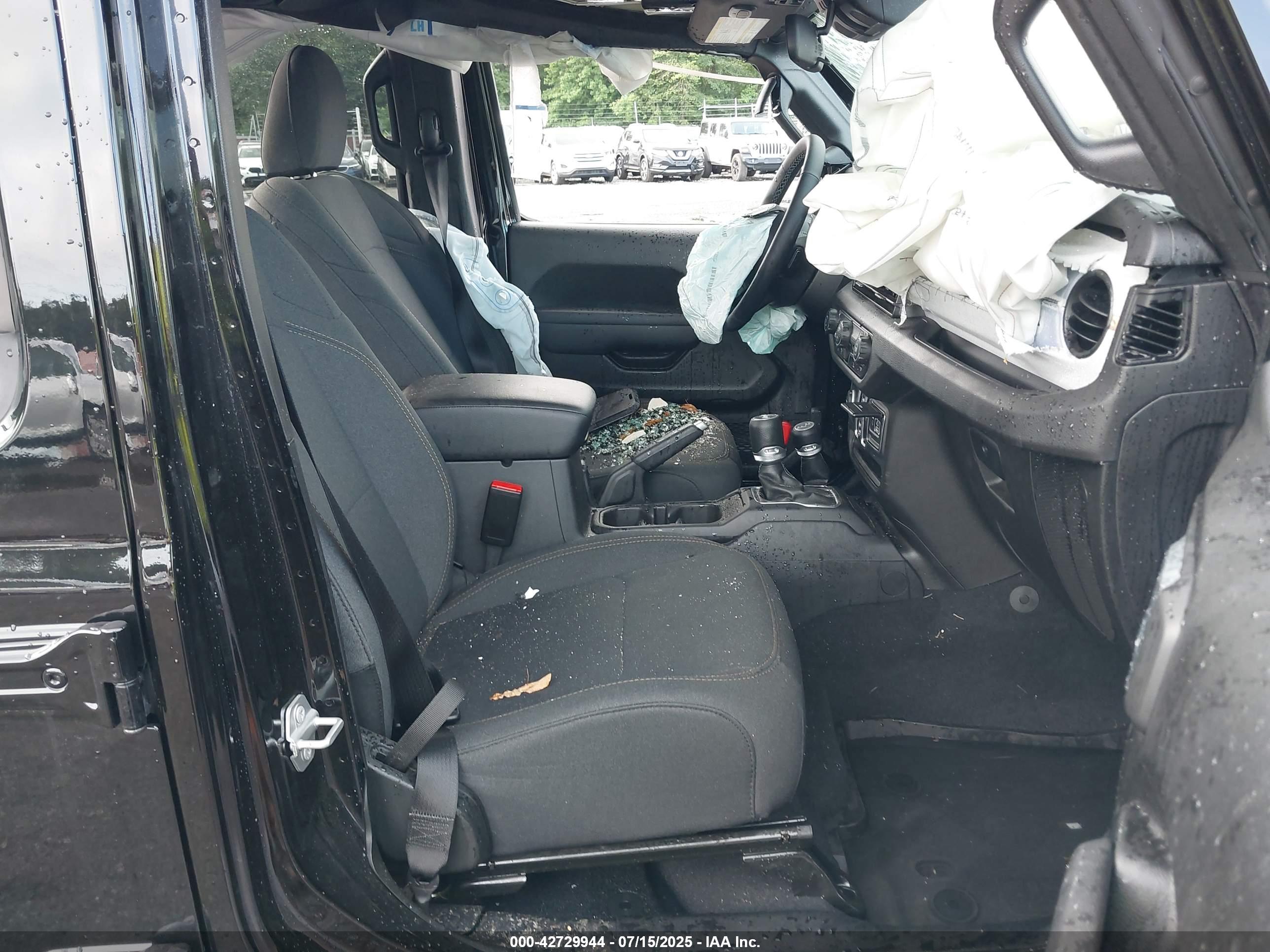JEEP WRANGLER image 5