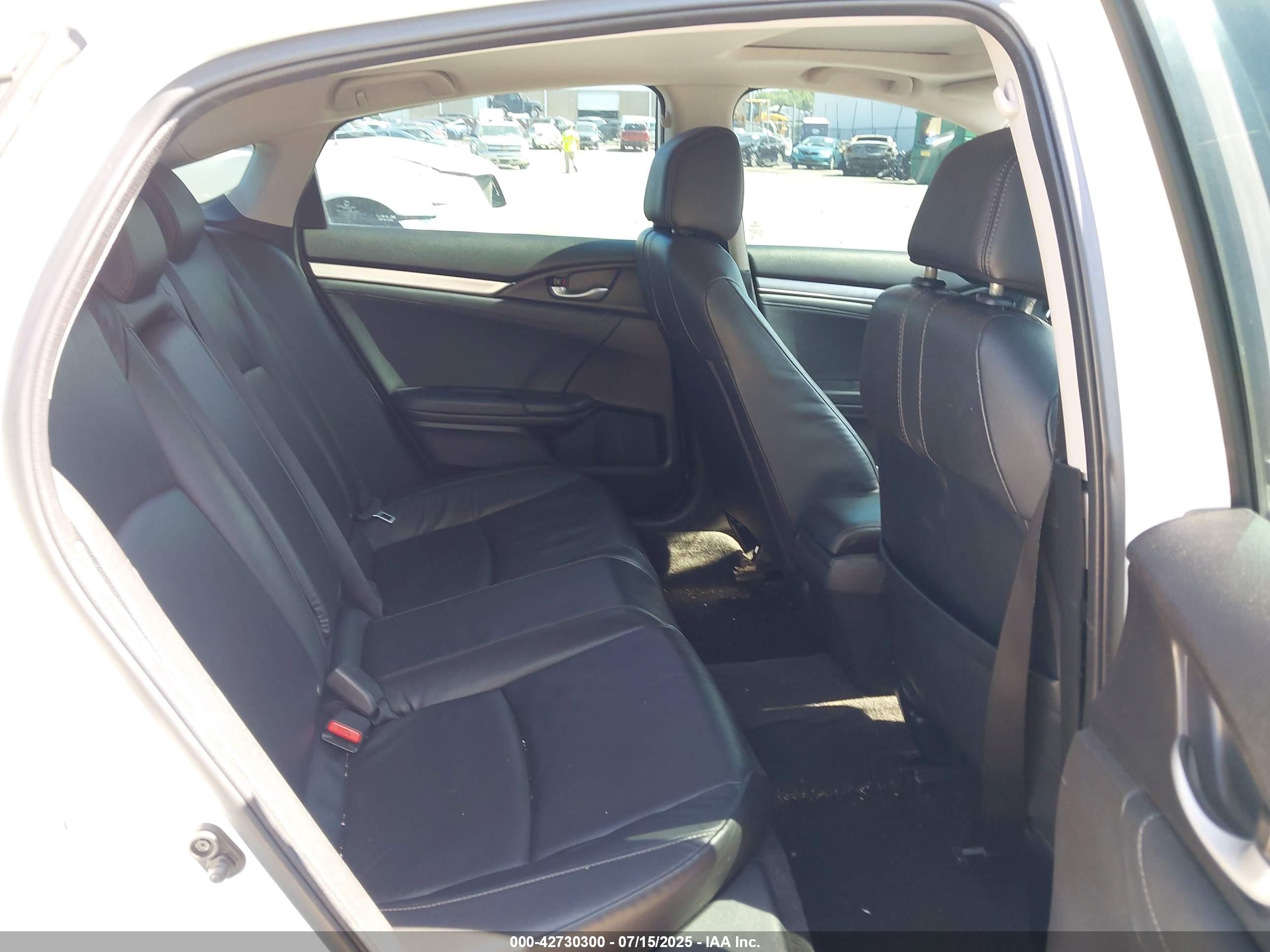 HONDA CIVIC image 8