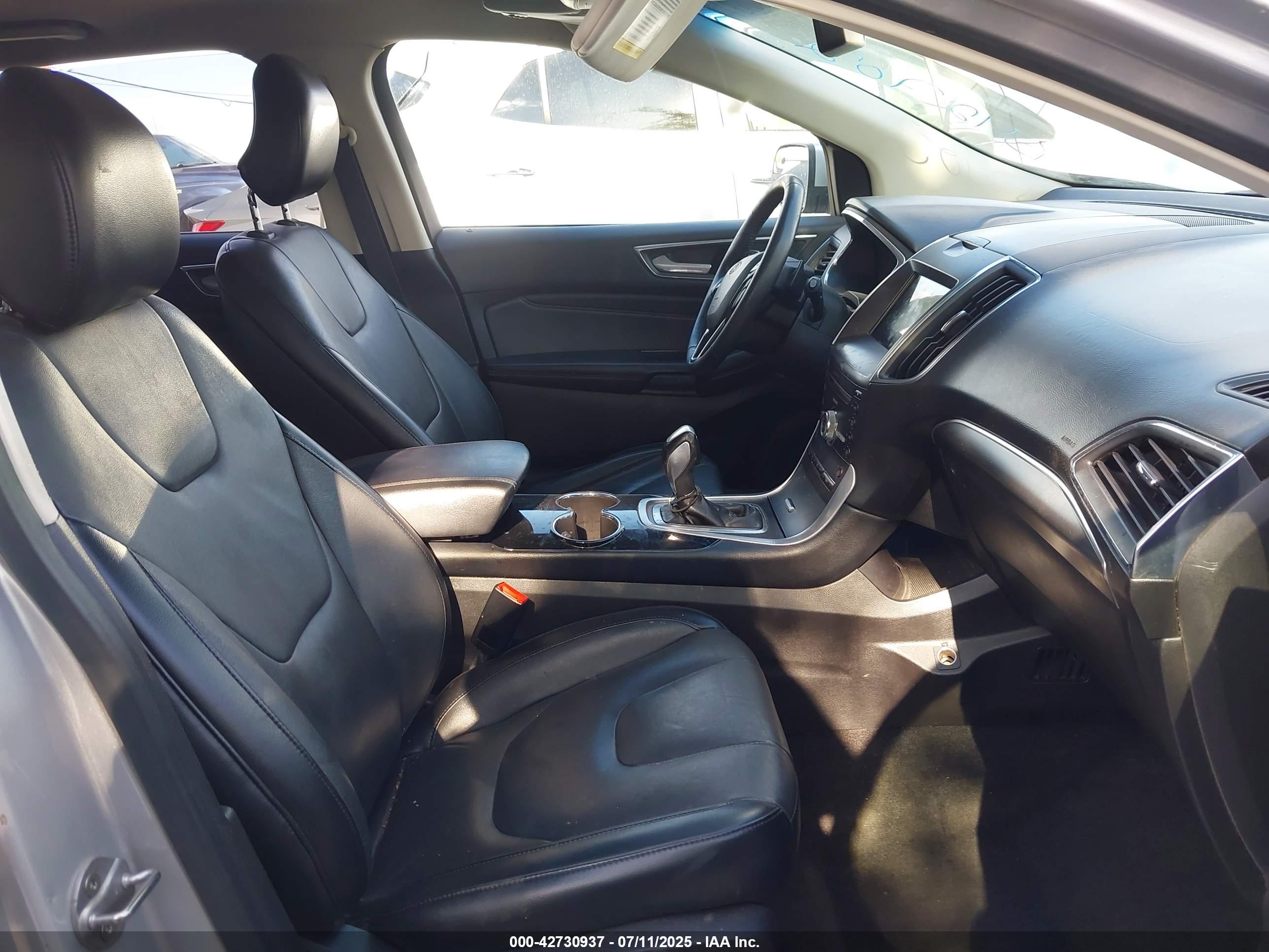 FORD EDGE image 5