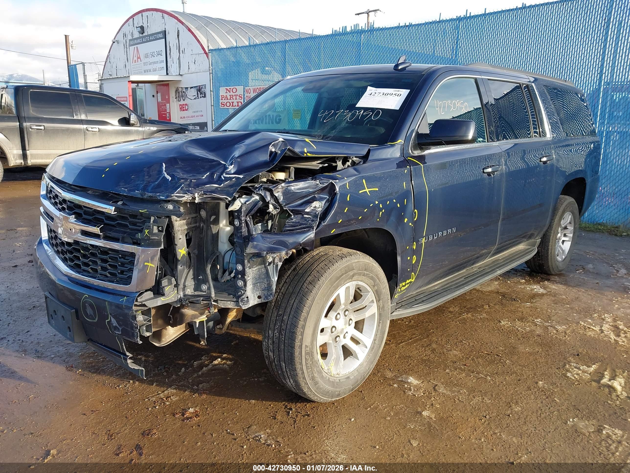 CHEVROLET SUBURBAN image 2
