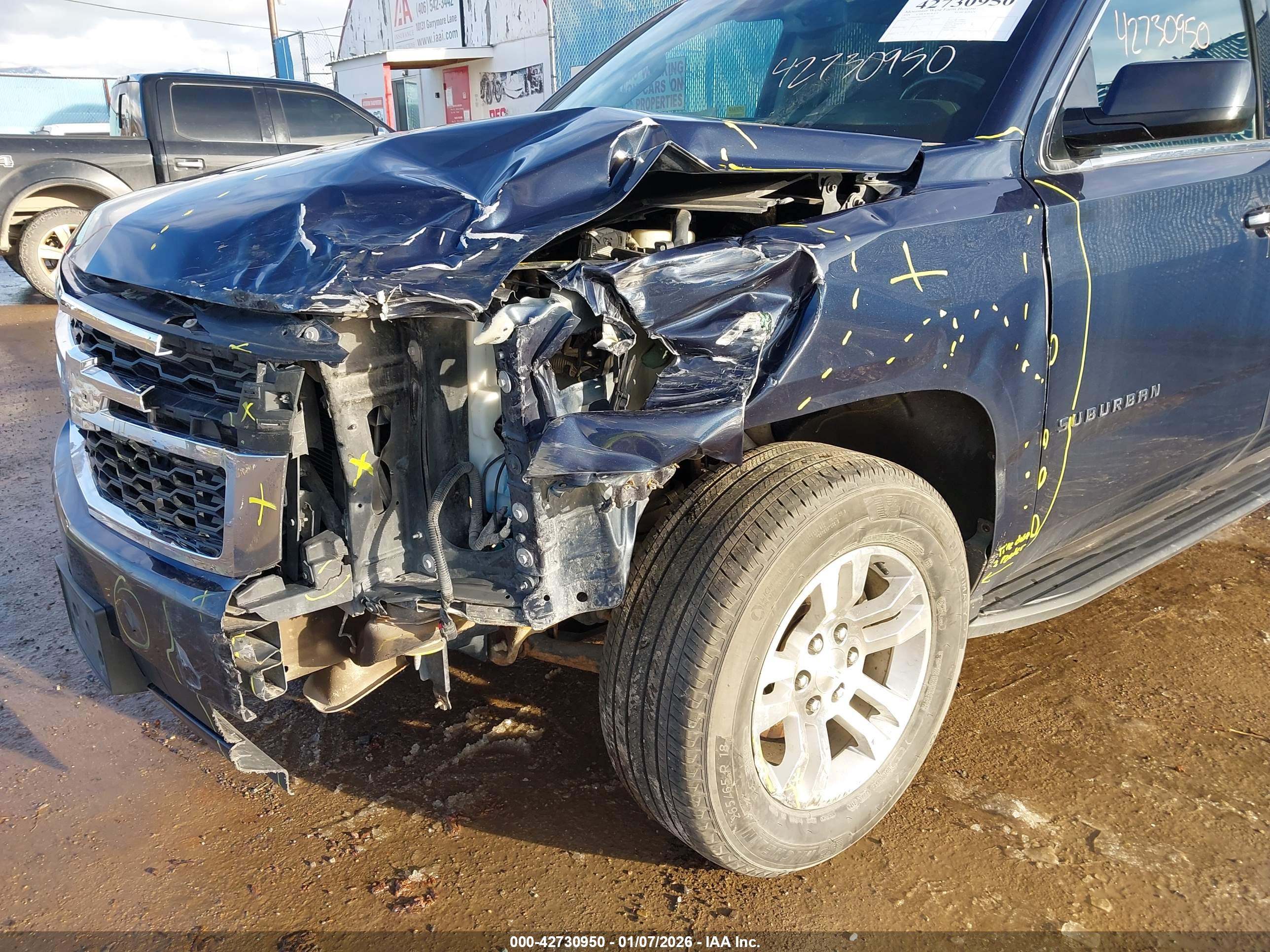CHEVROLET SUBURBAN image 6