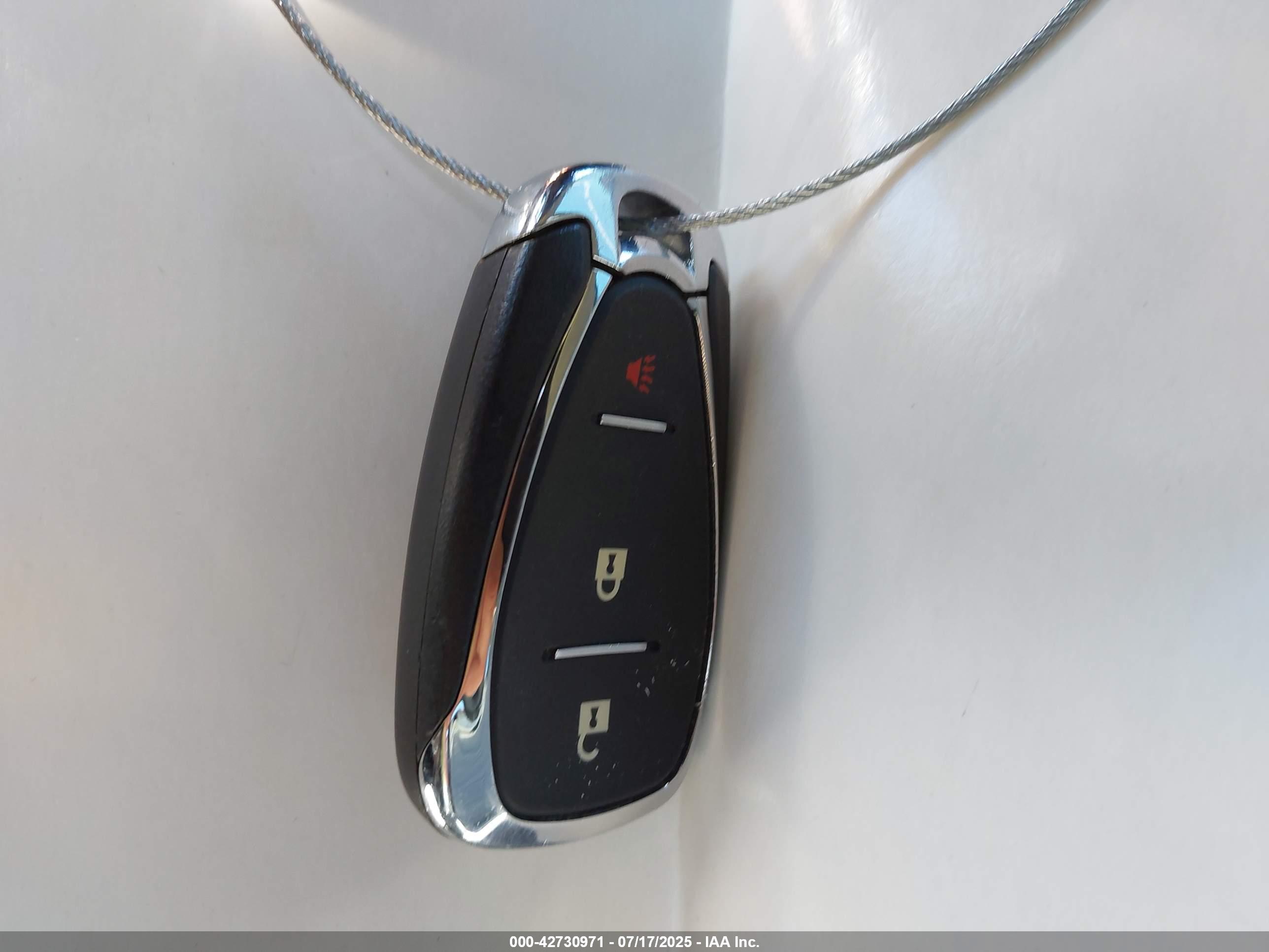 CHEVROLET EQUINOX image 11