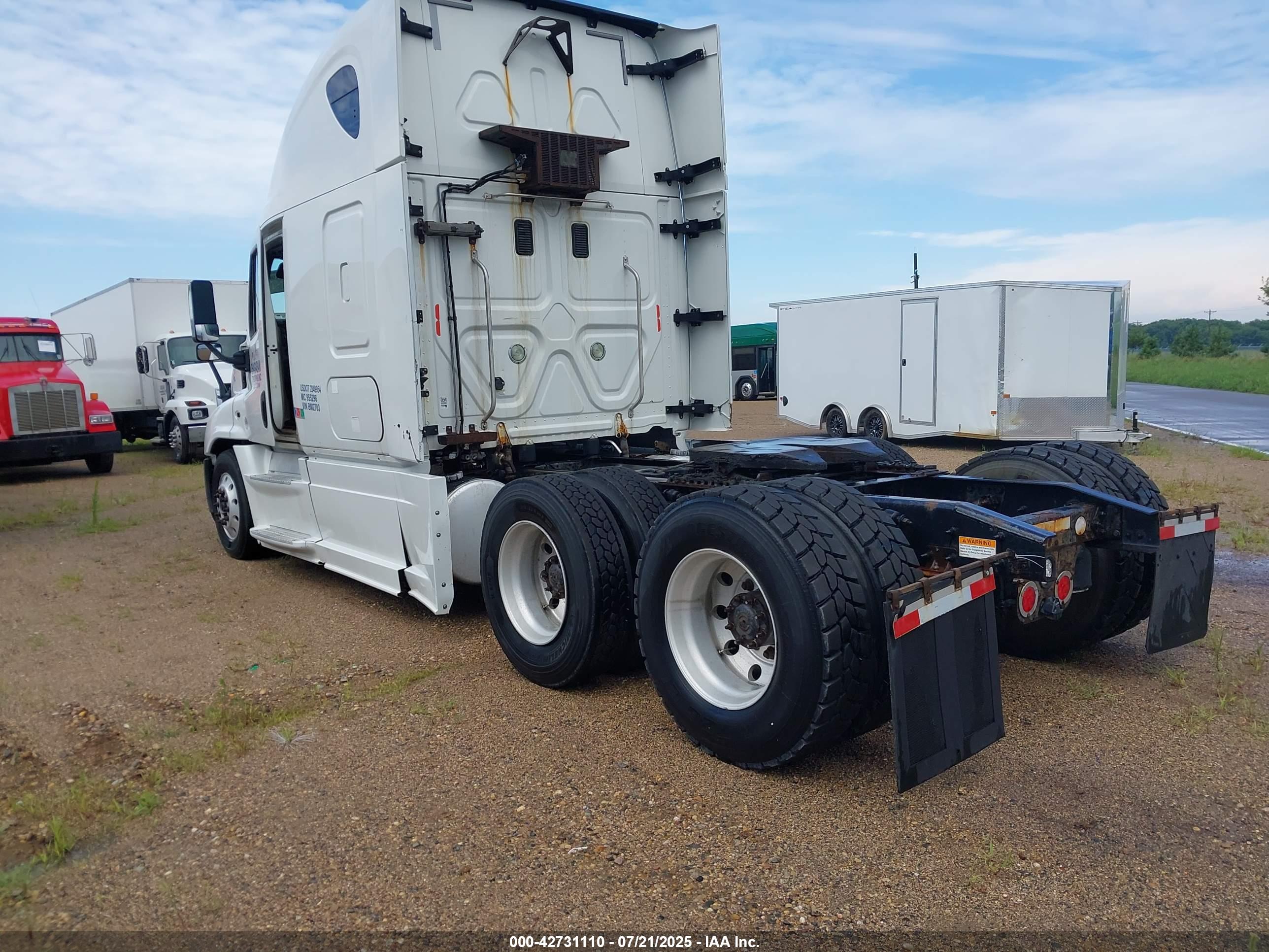 FREIGHTLINER CASCADIA image 3