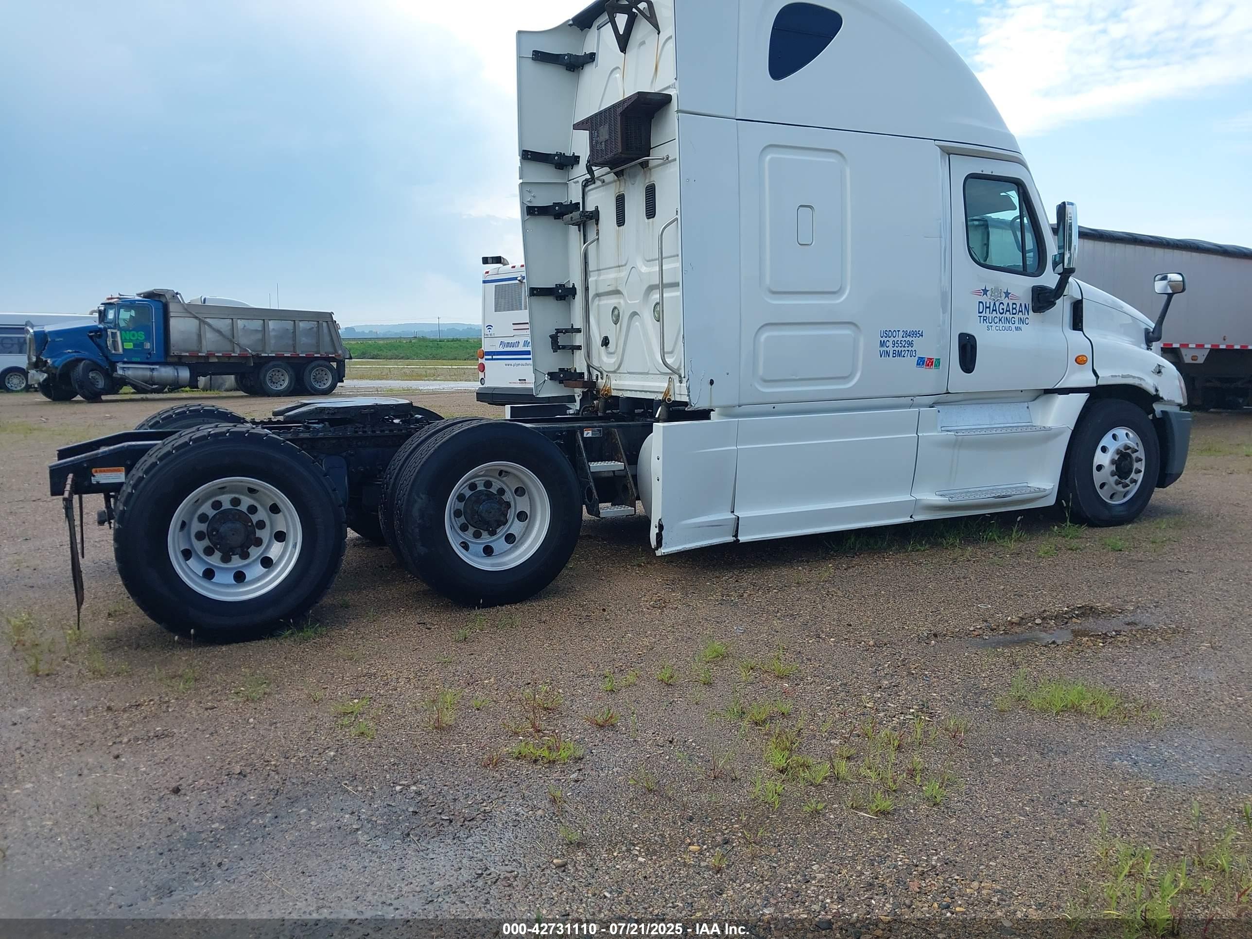 FREIGHTLINER CASCADIA image 4