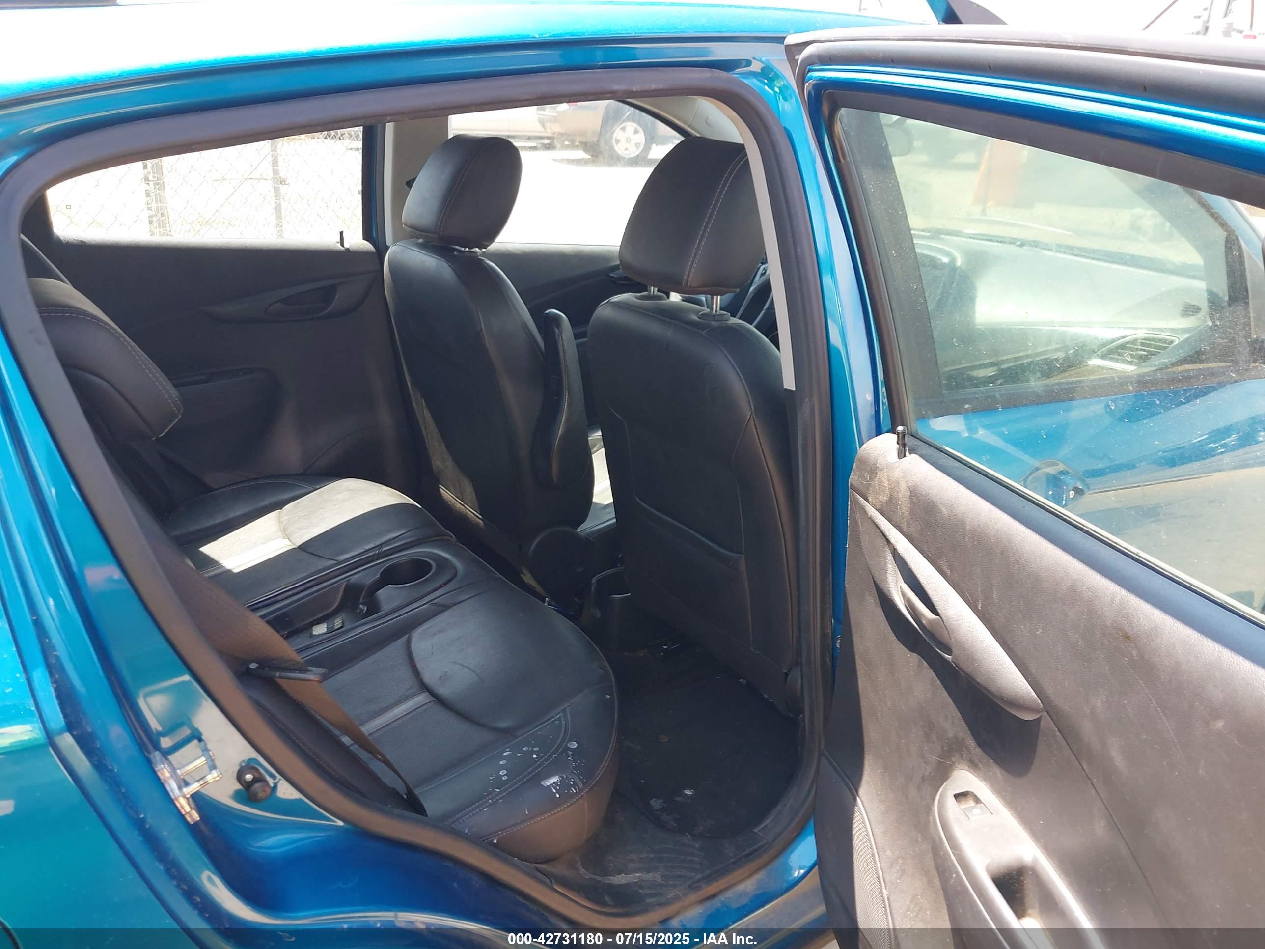 CHEVROLET SPARK image 8
