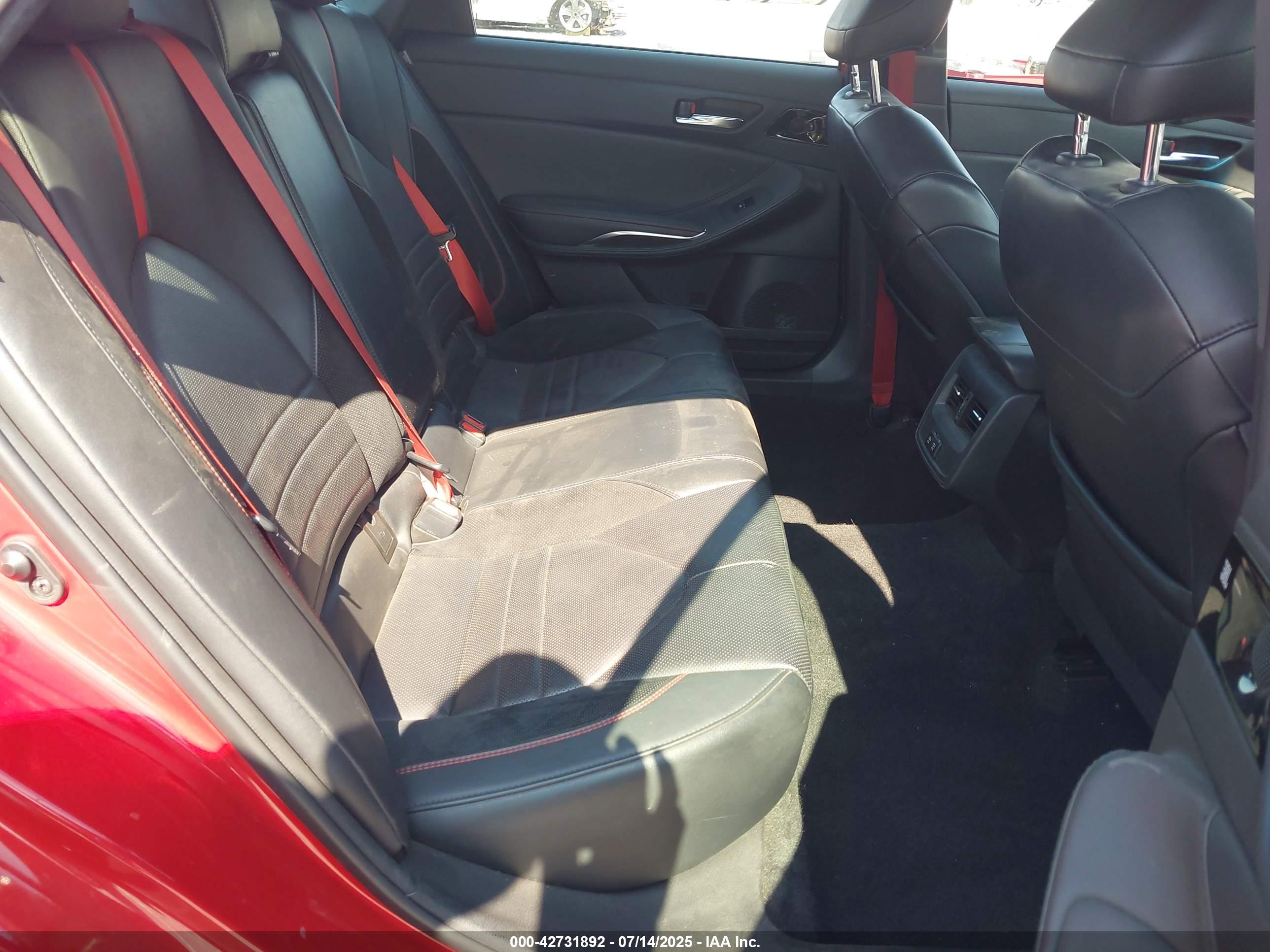 TOYOTA AVALON image 8