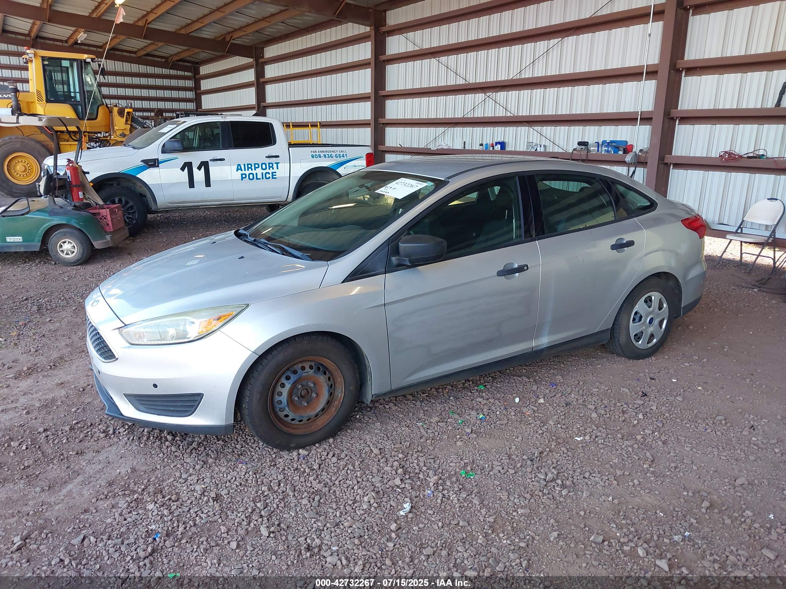 FORD FOCUS image 2