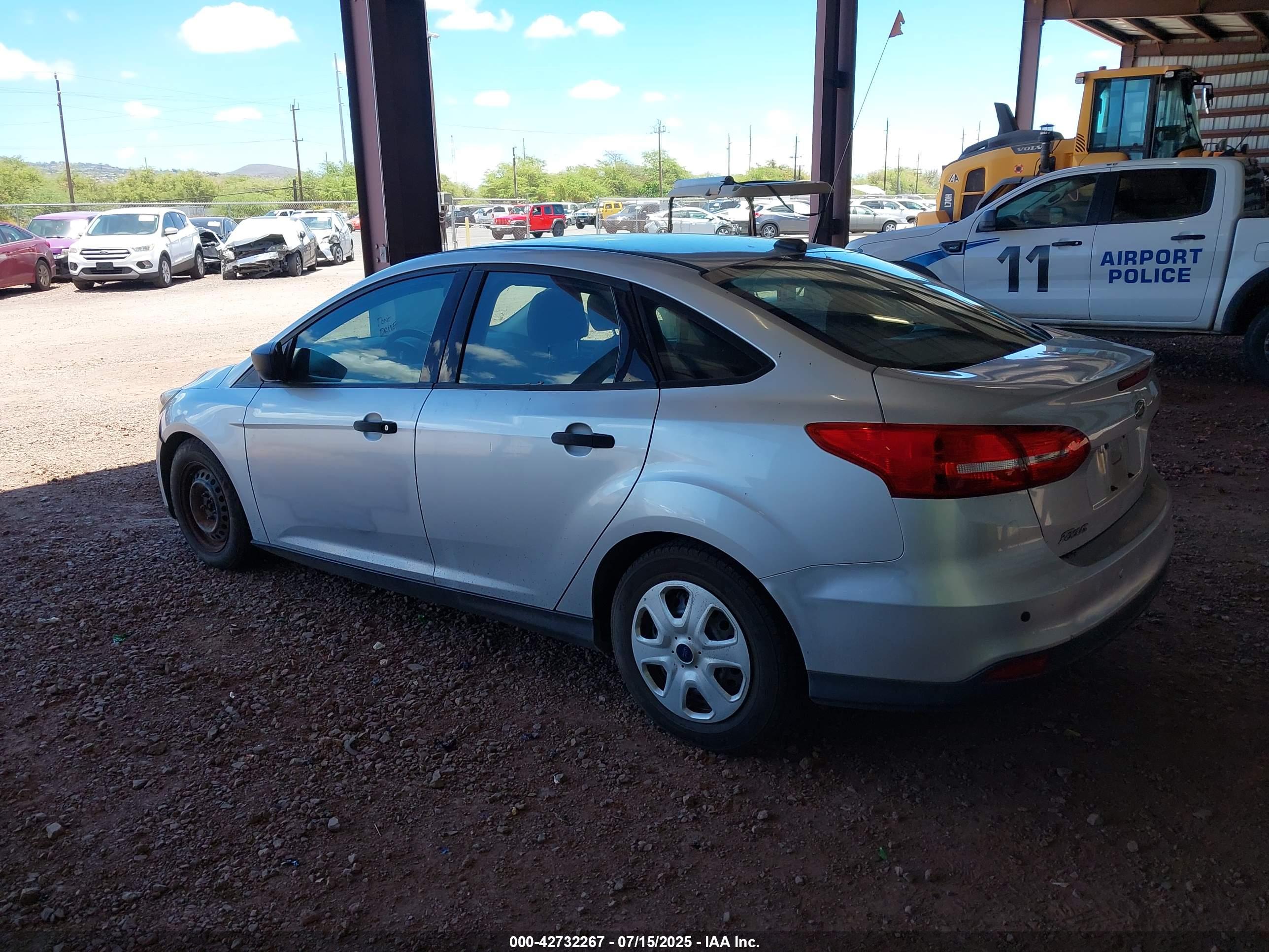 FORD FOCUS image 3