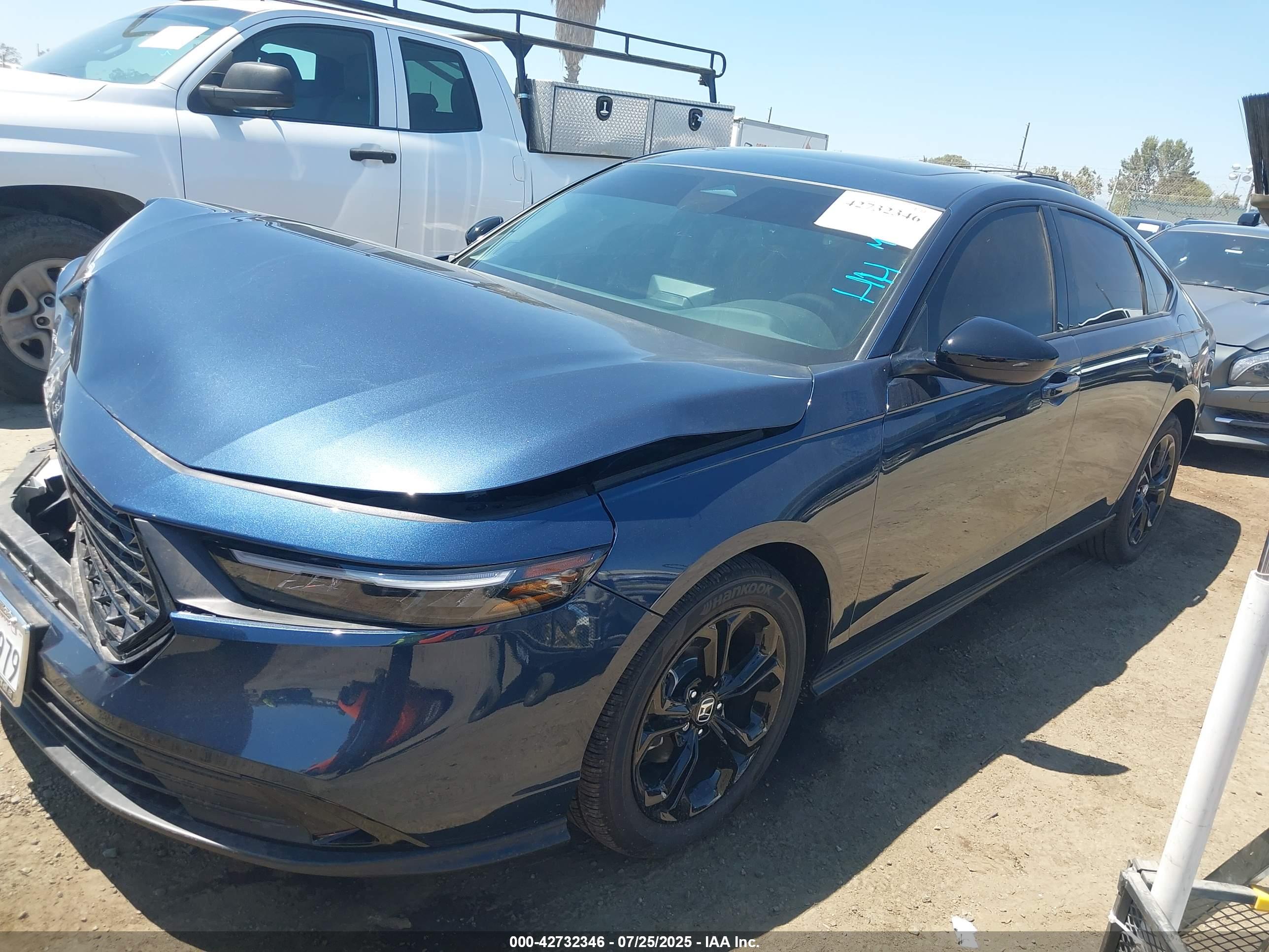 HONDA ACCORD image 2
