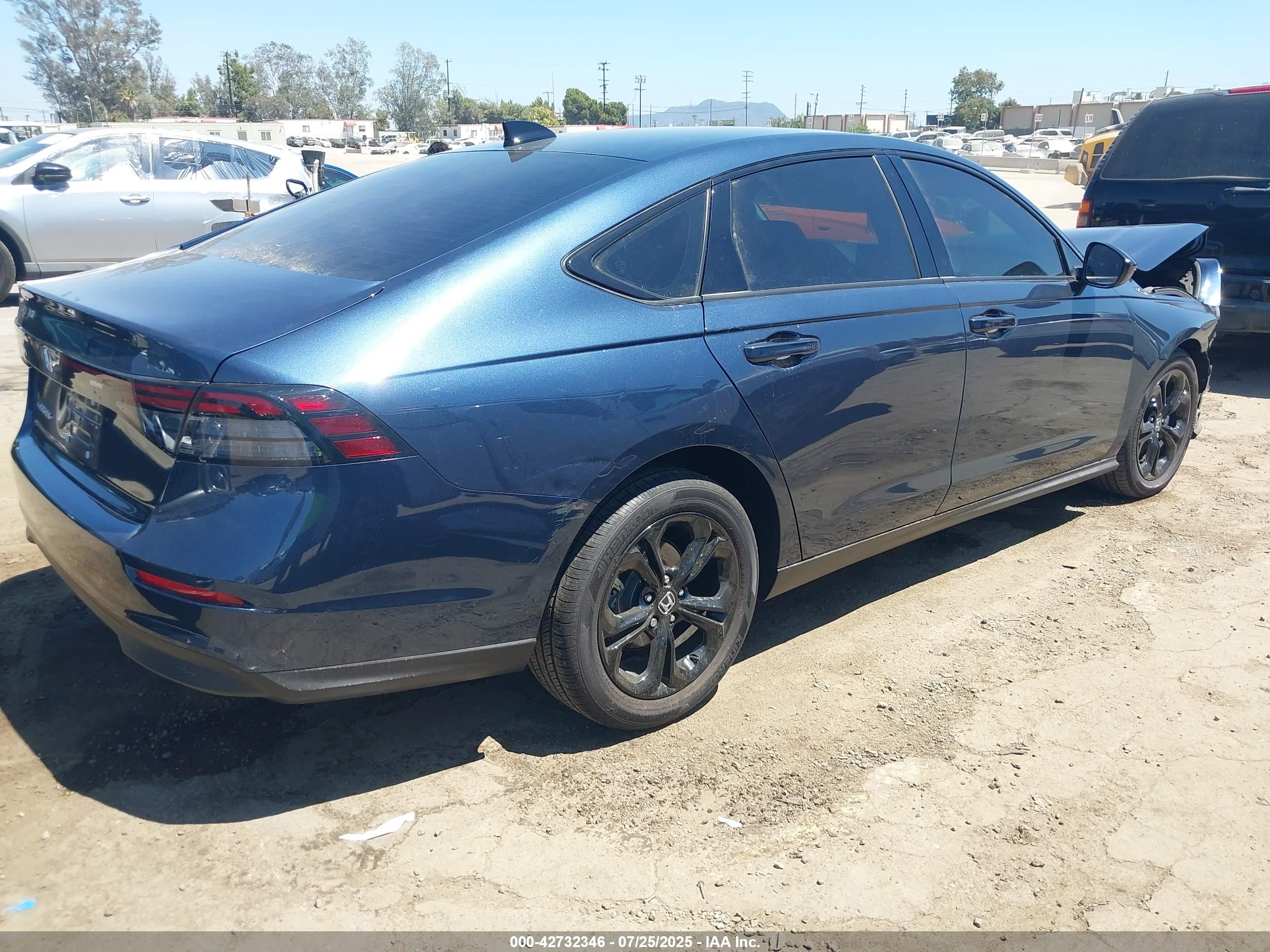 HONDA ACCORD image 4