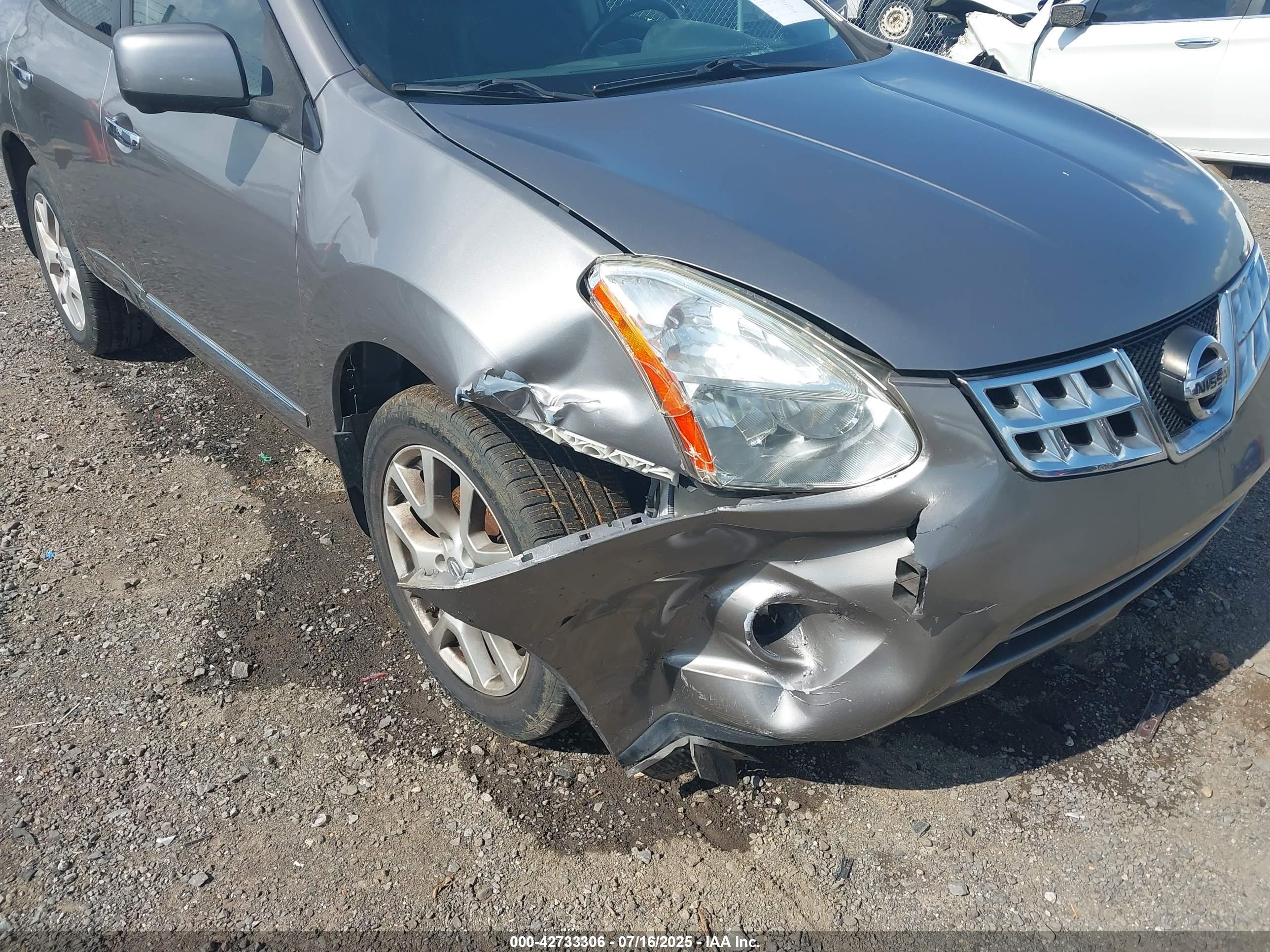 NISSAN ROGUE image 6