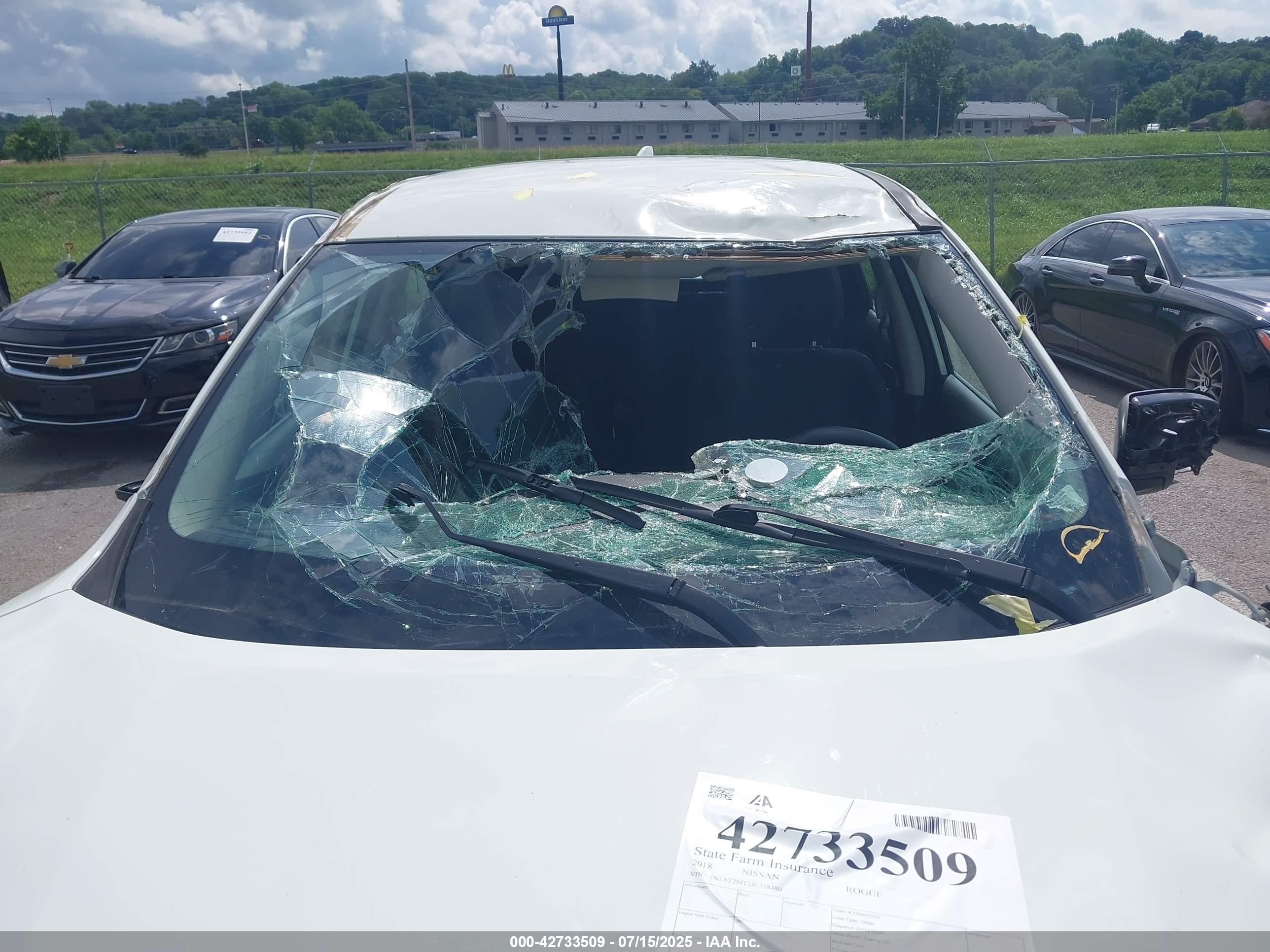 NISSAN ROGUE image 6