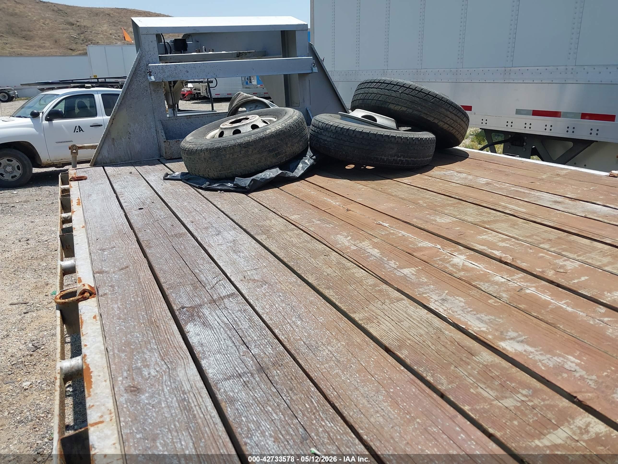 GOOSENECK CALS image 5