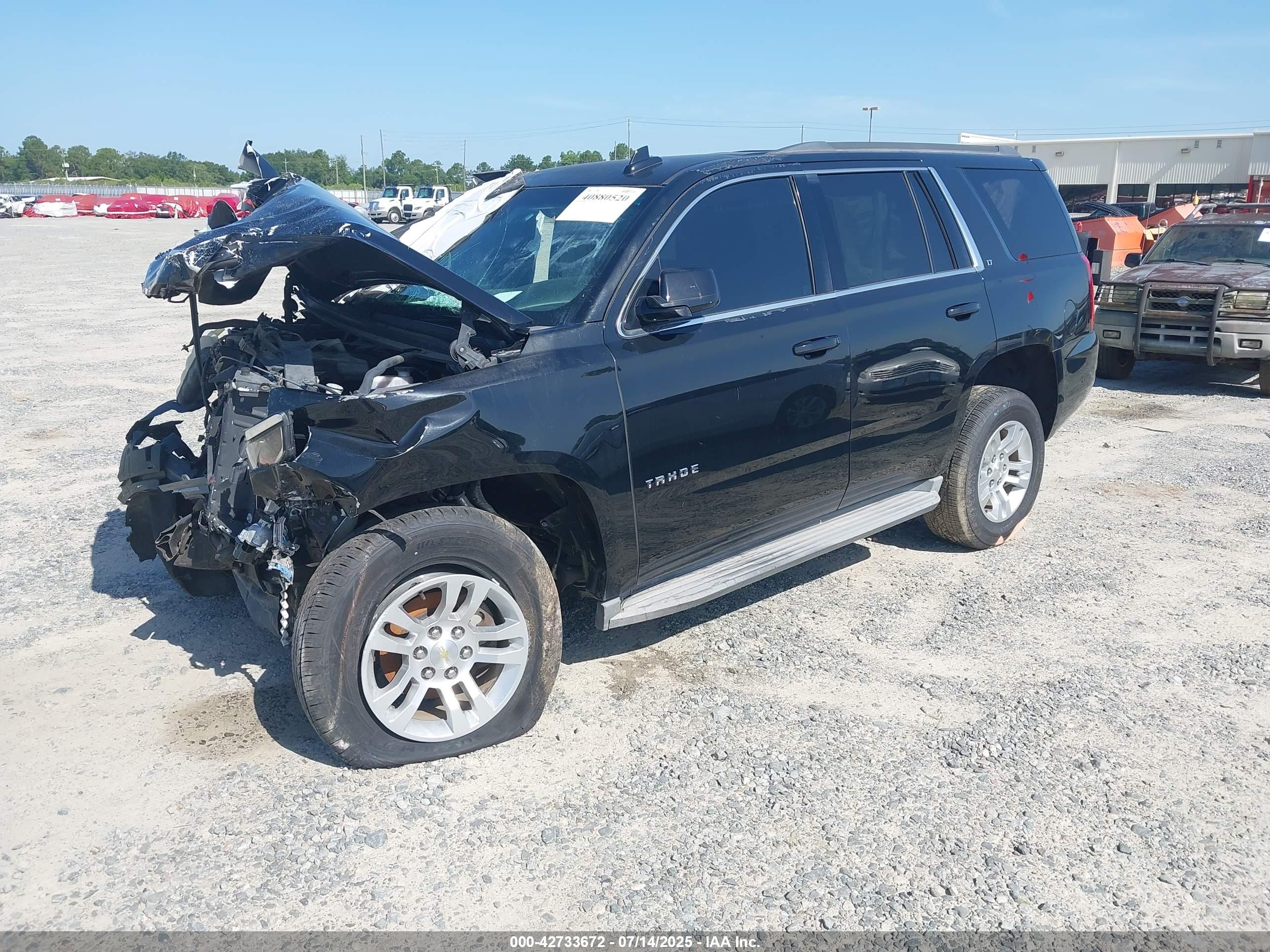 CHEVROLET TAHOE image 2