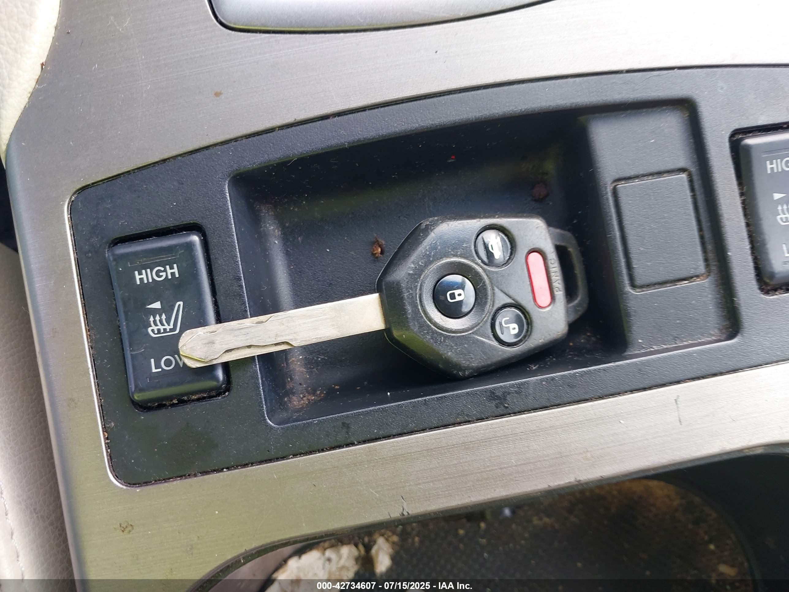 SUBARU OUTBACK image 11