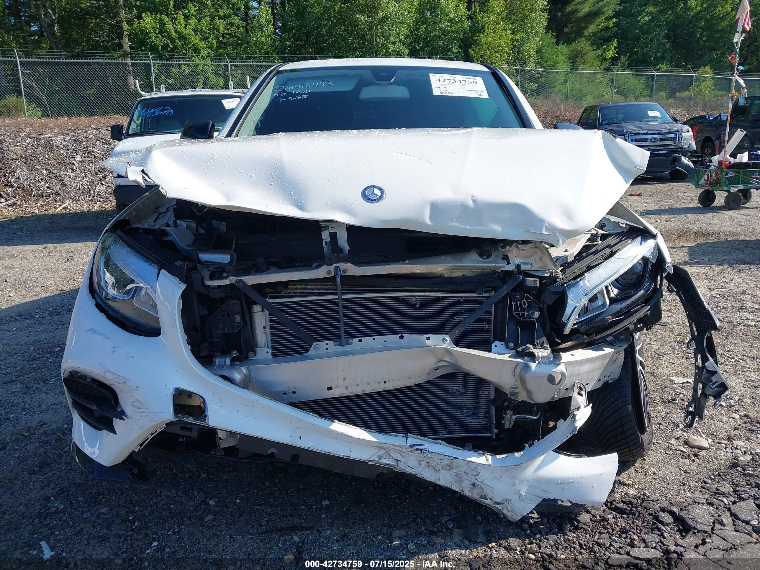 MERCEDES-BENZ GLC image 6