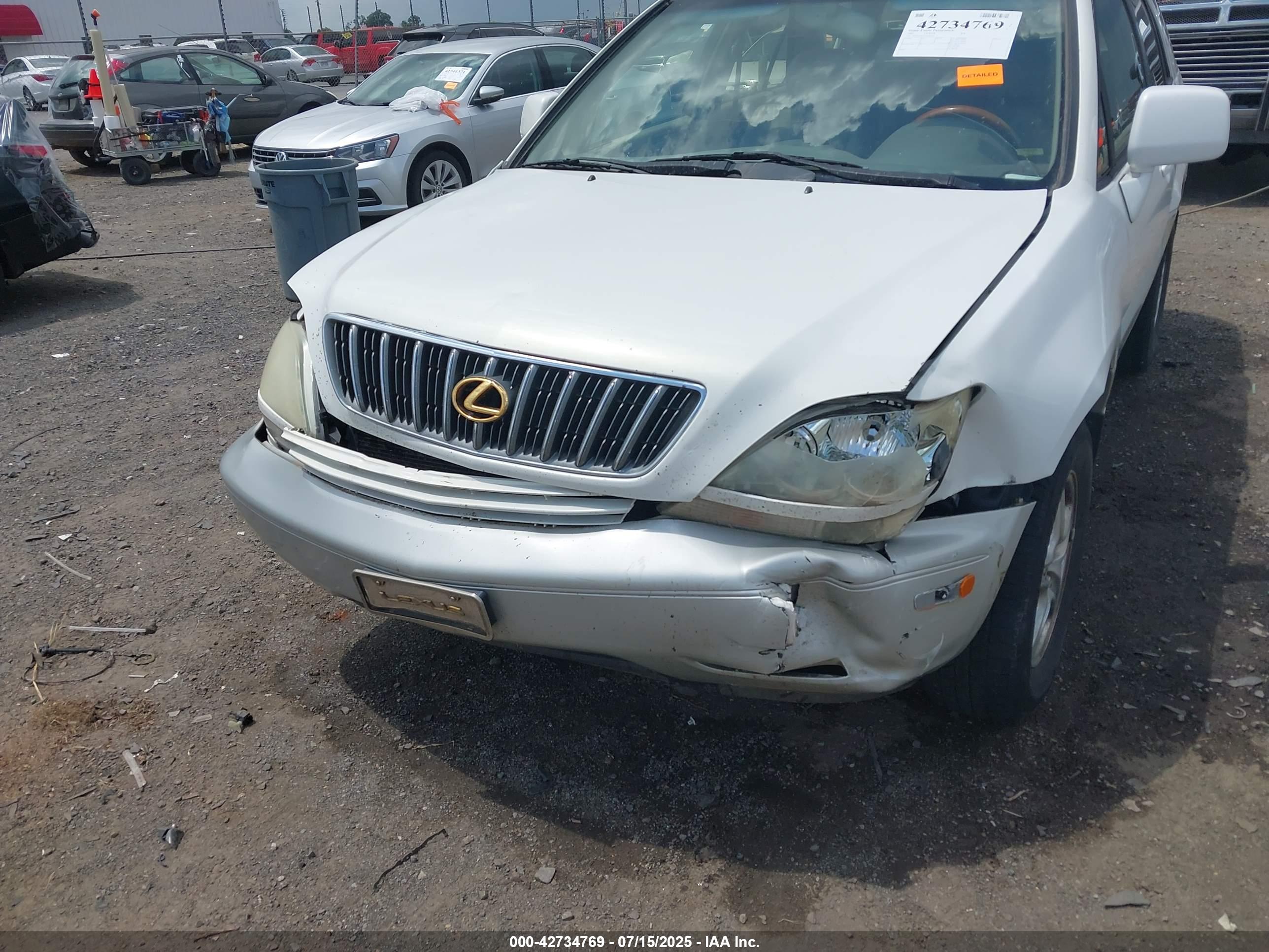 LEXUS RX image 6