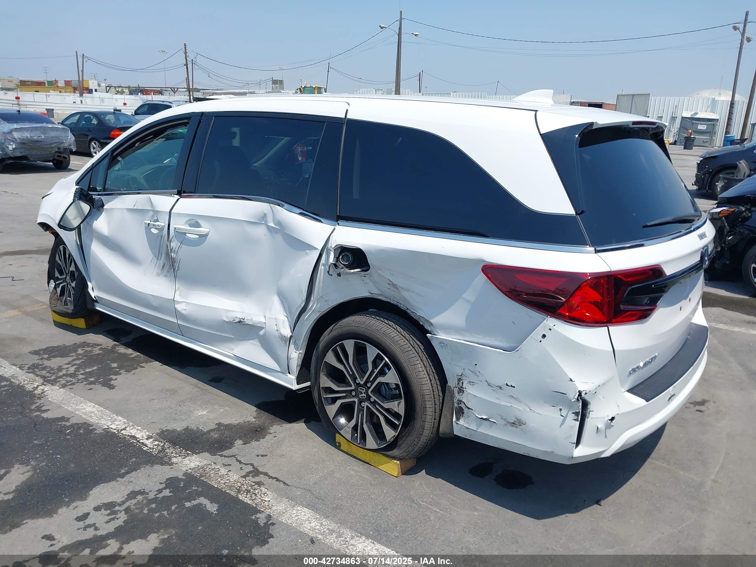 HONDA ODYSSEY image 3