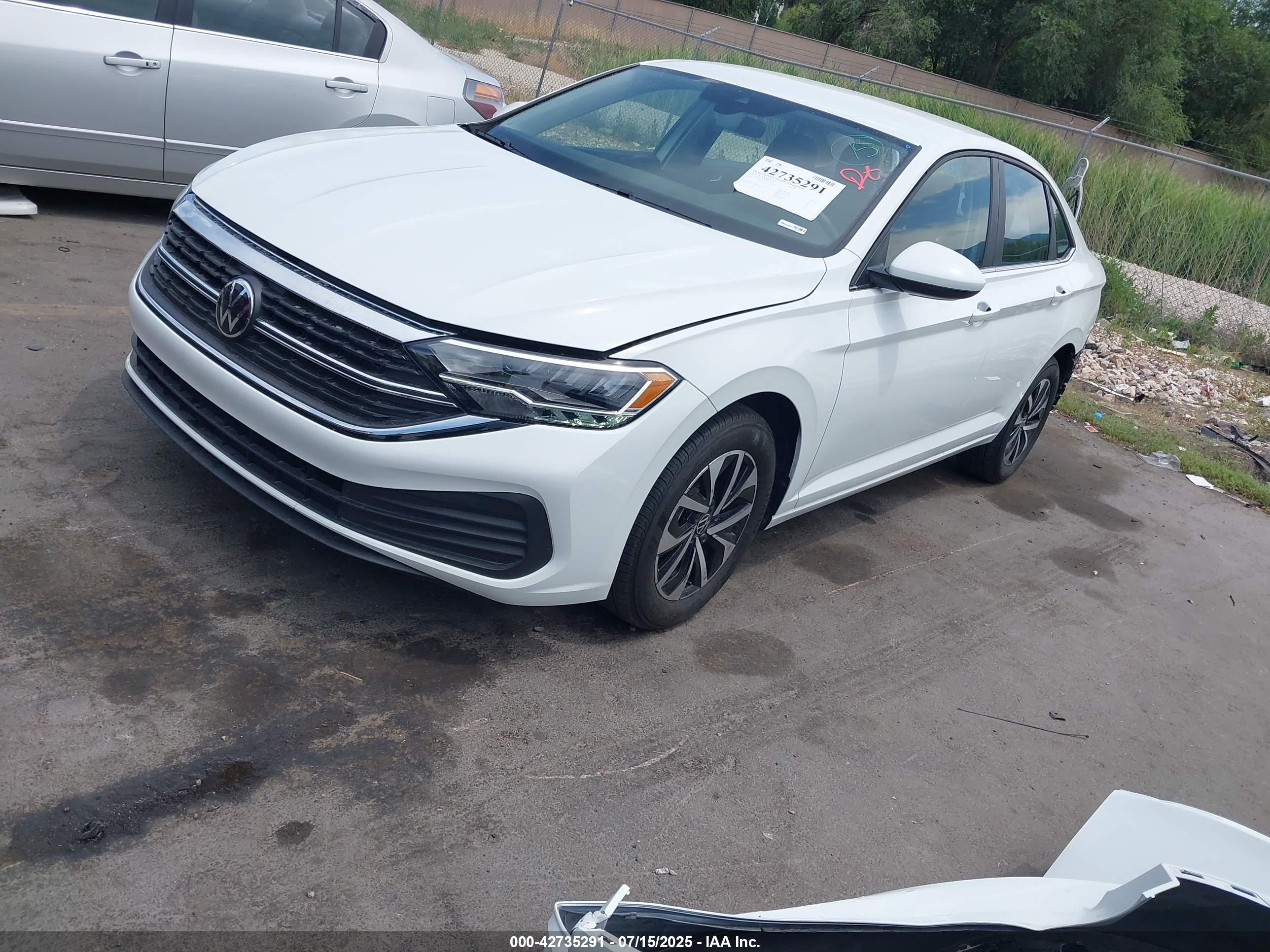 VOLKSWAGEN JETTA image 2