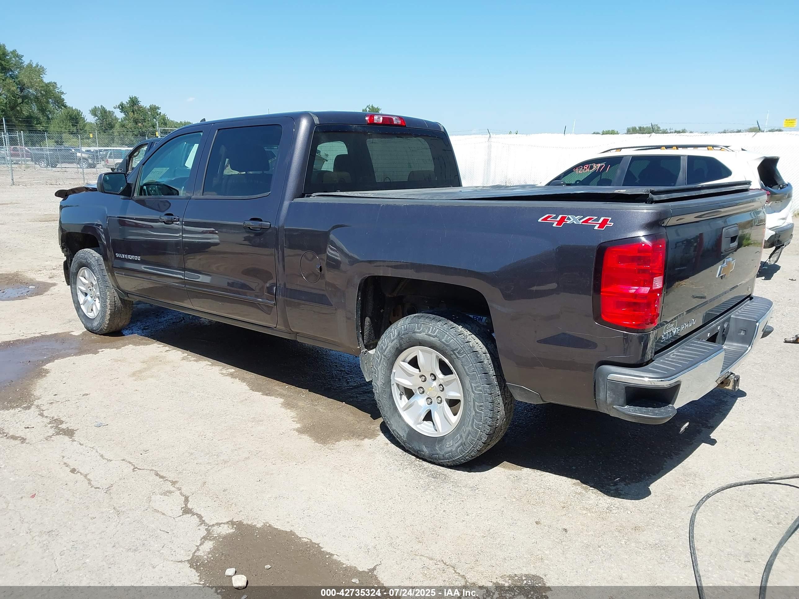 CHEVROLET SILVERADO image 3