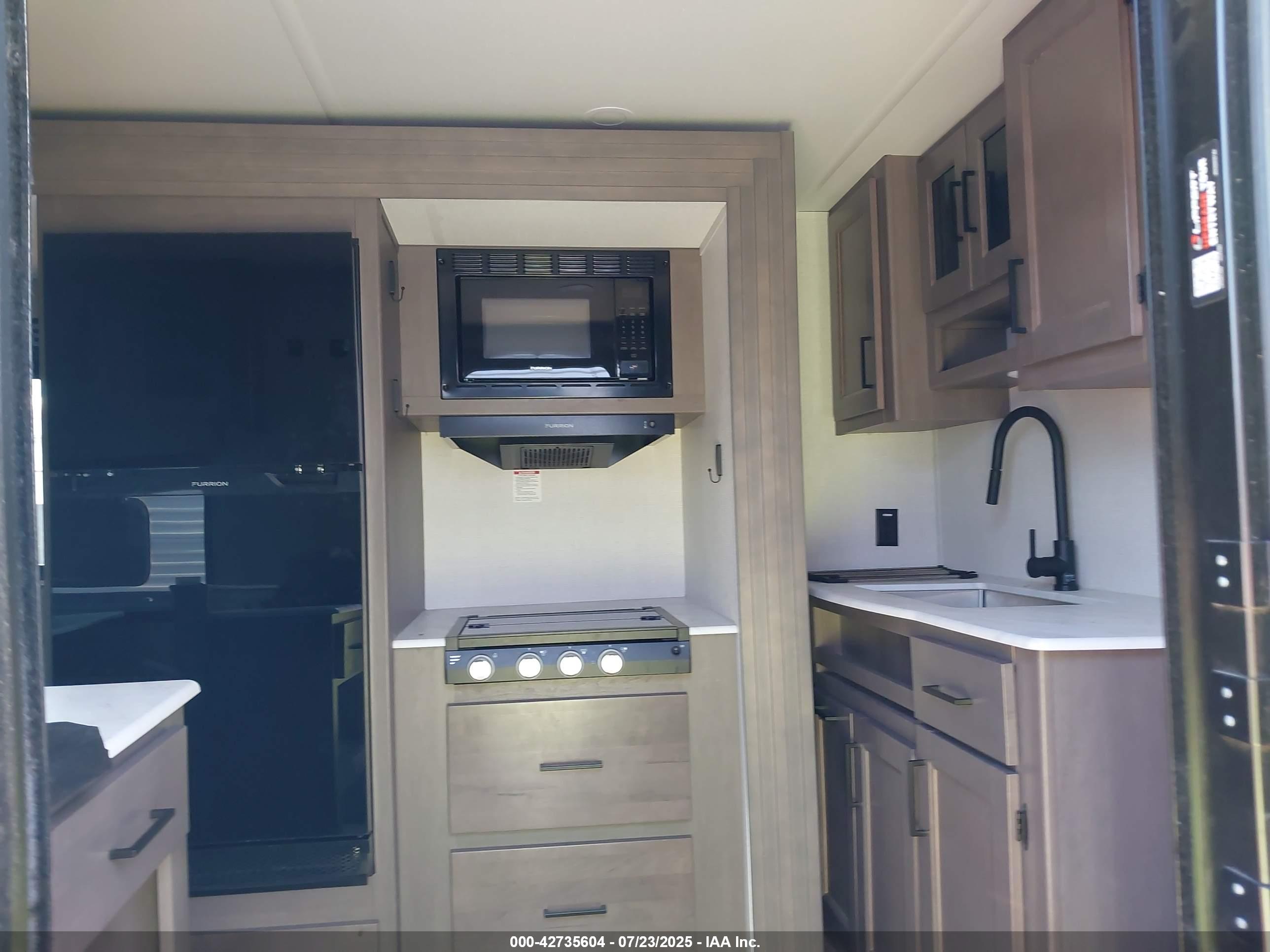 GRAND DESIGN image 5