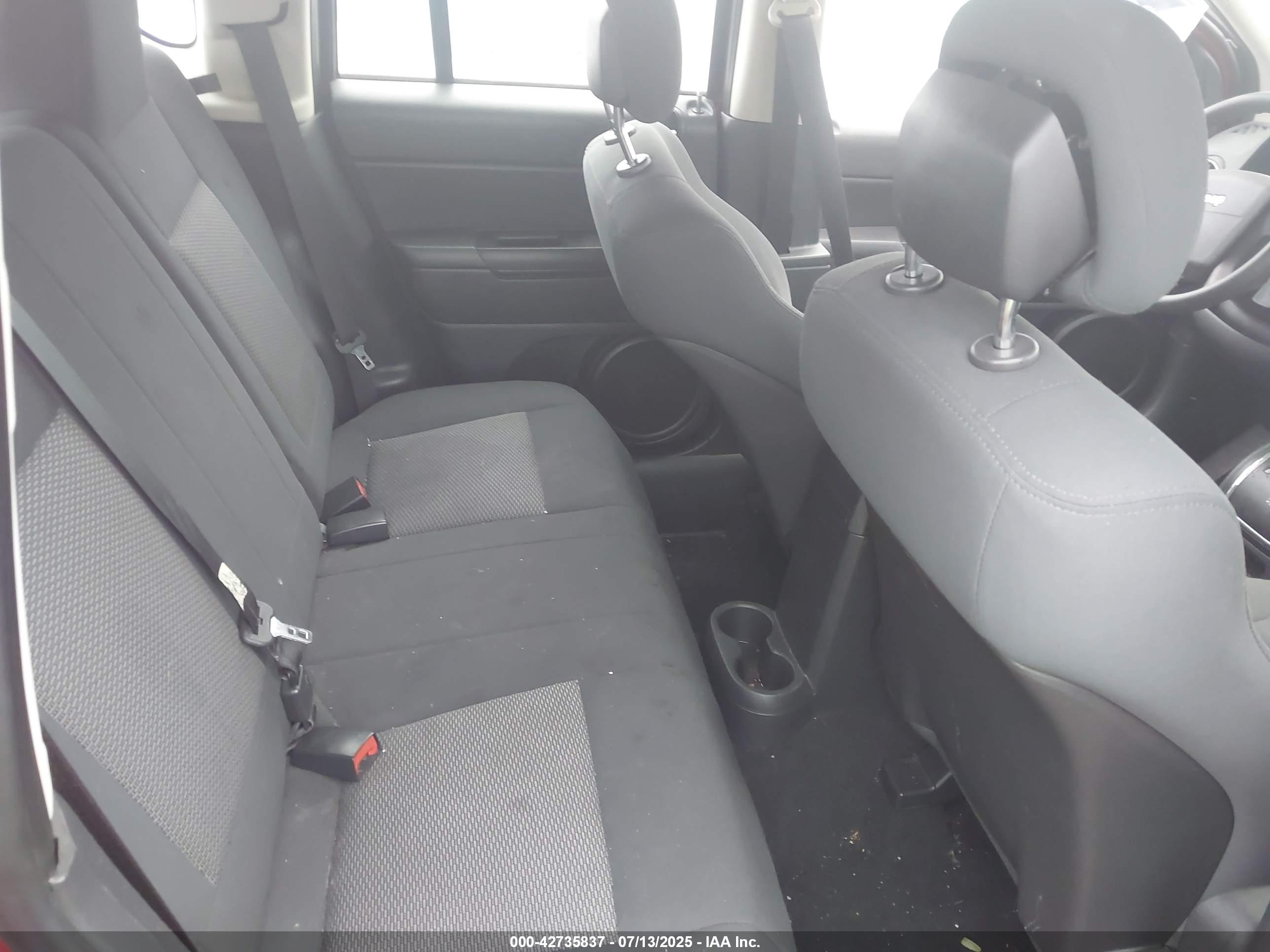 JEEP COMPASS image 8