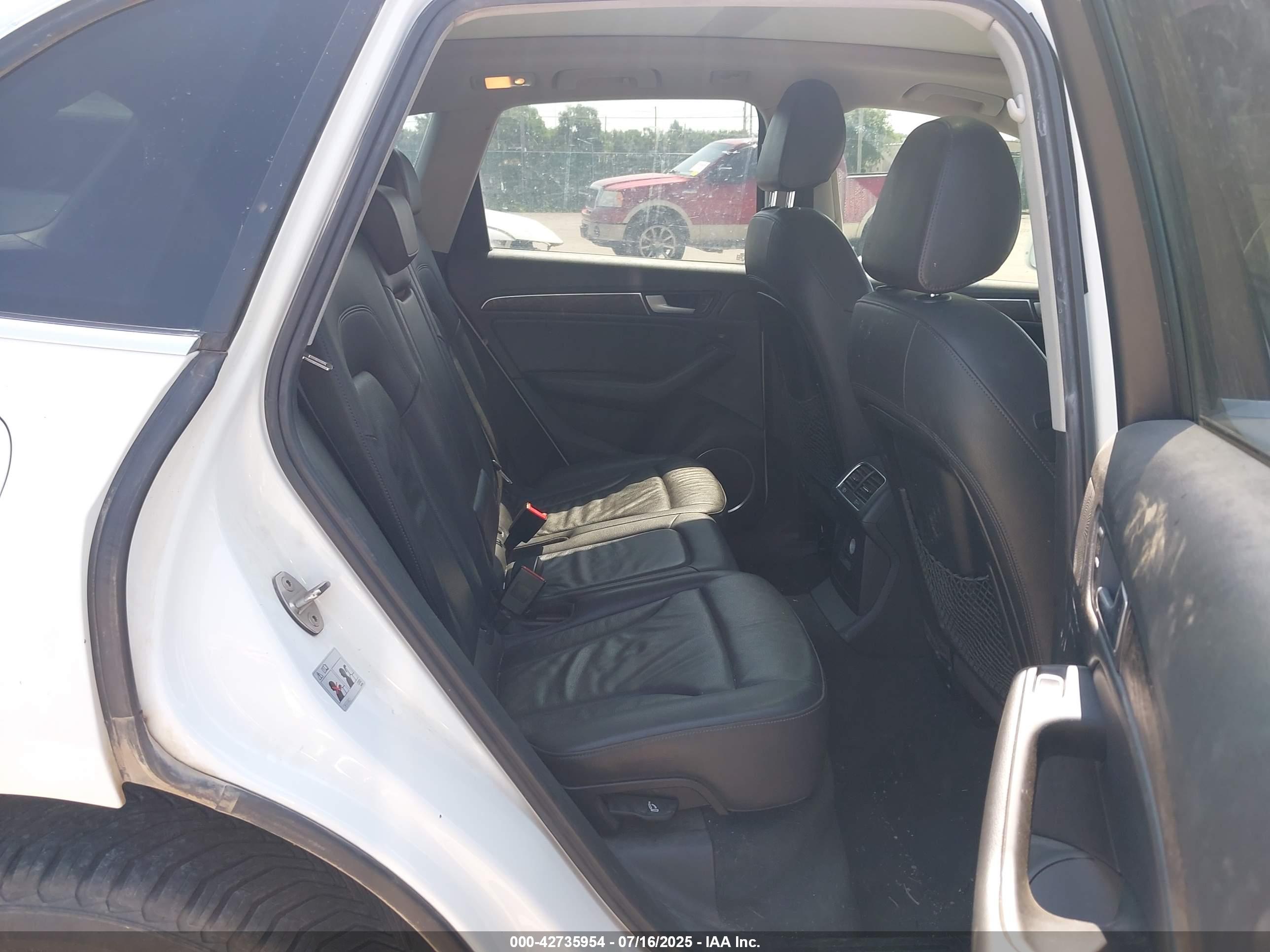 AUDI Q5 image 8