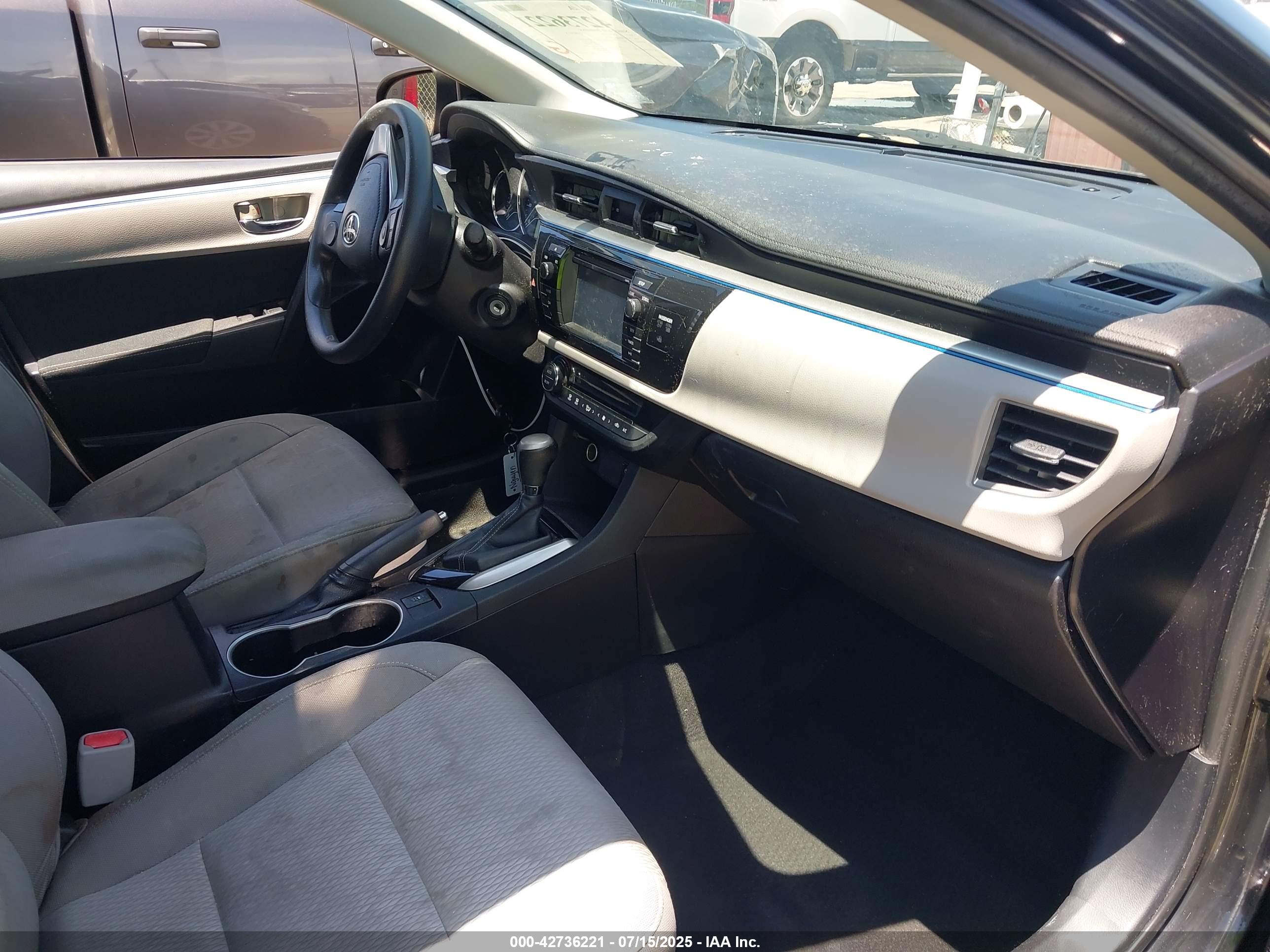 TOYOTA COROLLA image 5