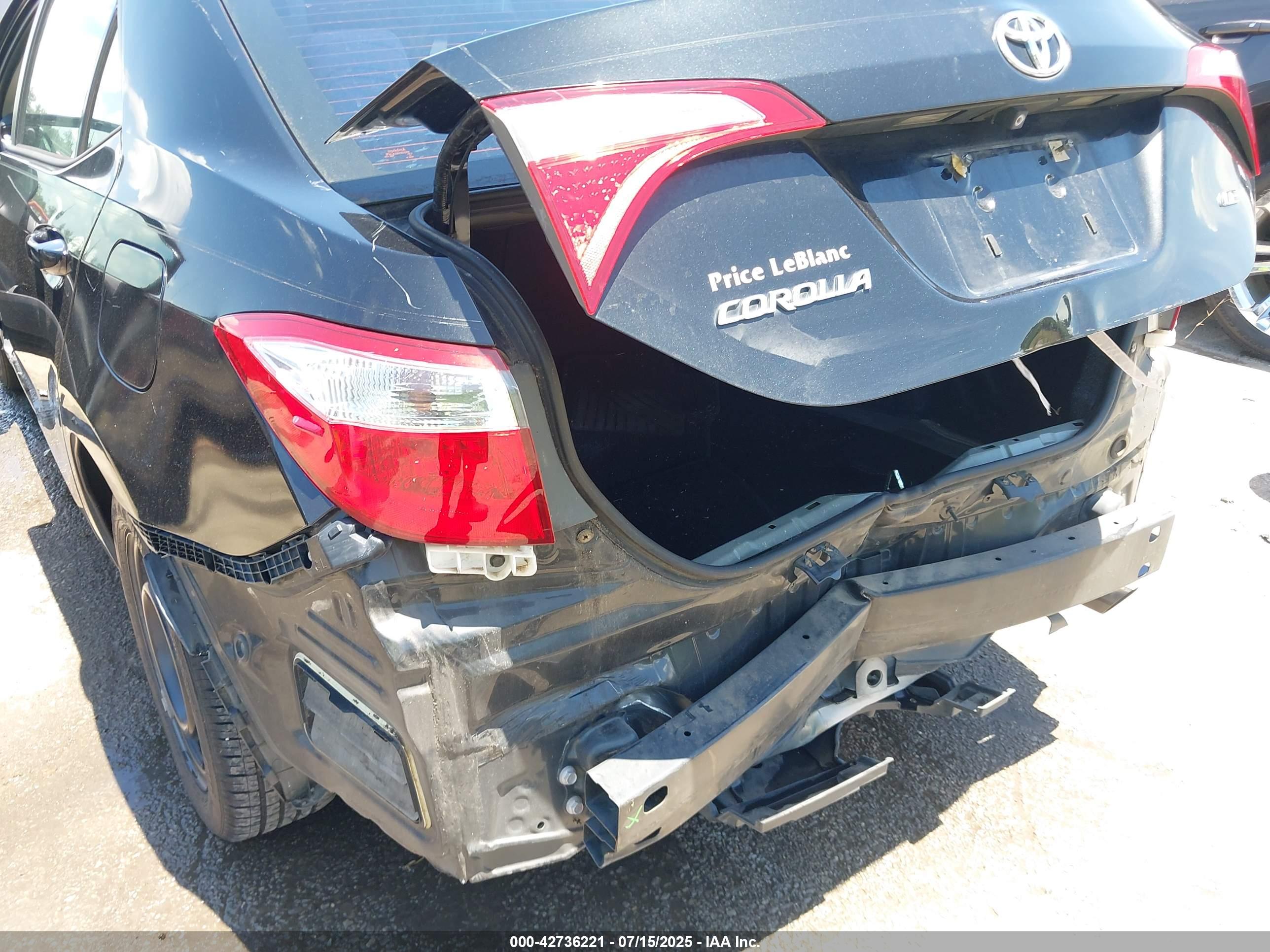 TOYOTA COROLLA image 6