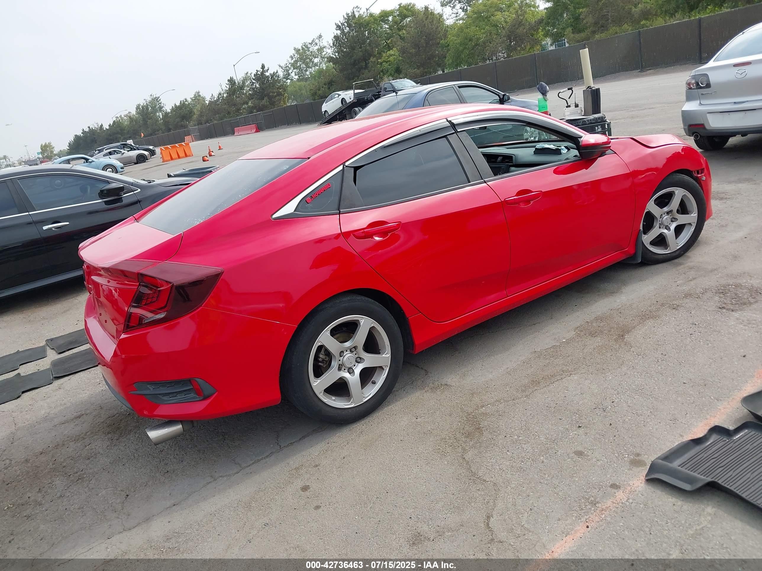 HONDA CIVIC image 4