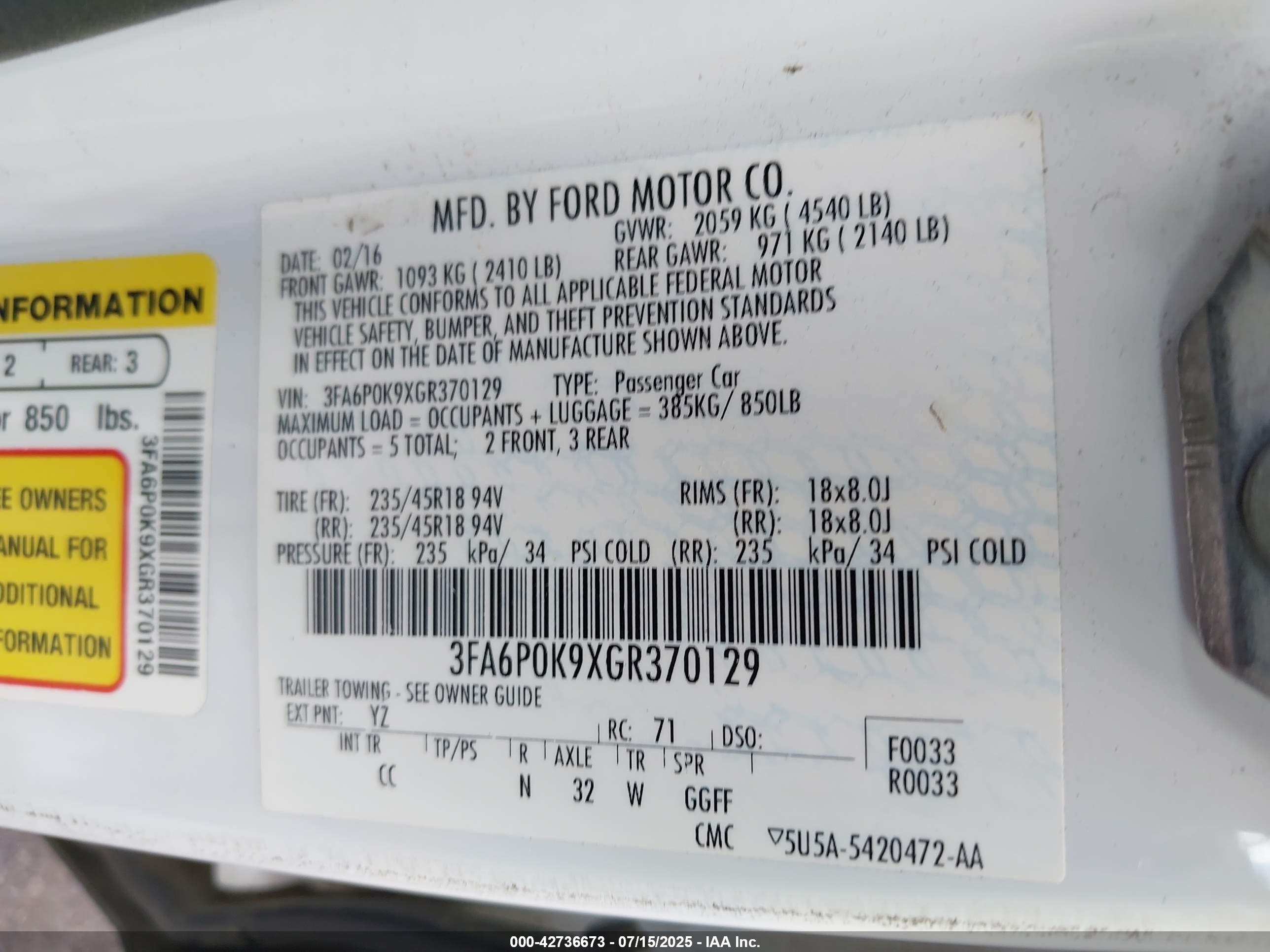 FORD FUSION image 9