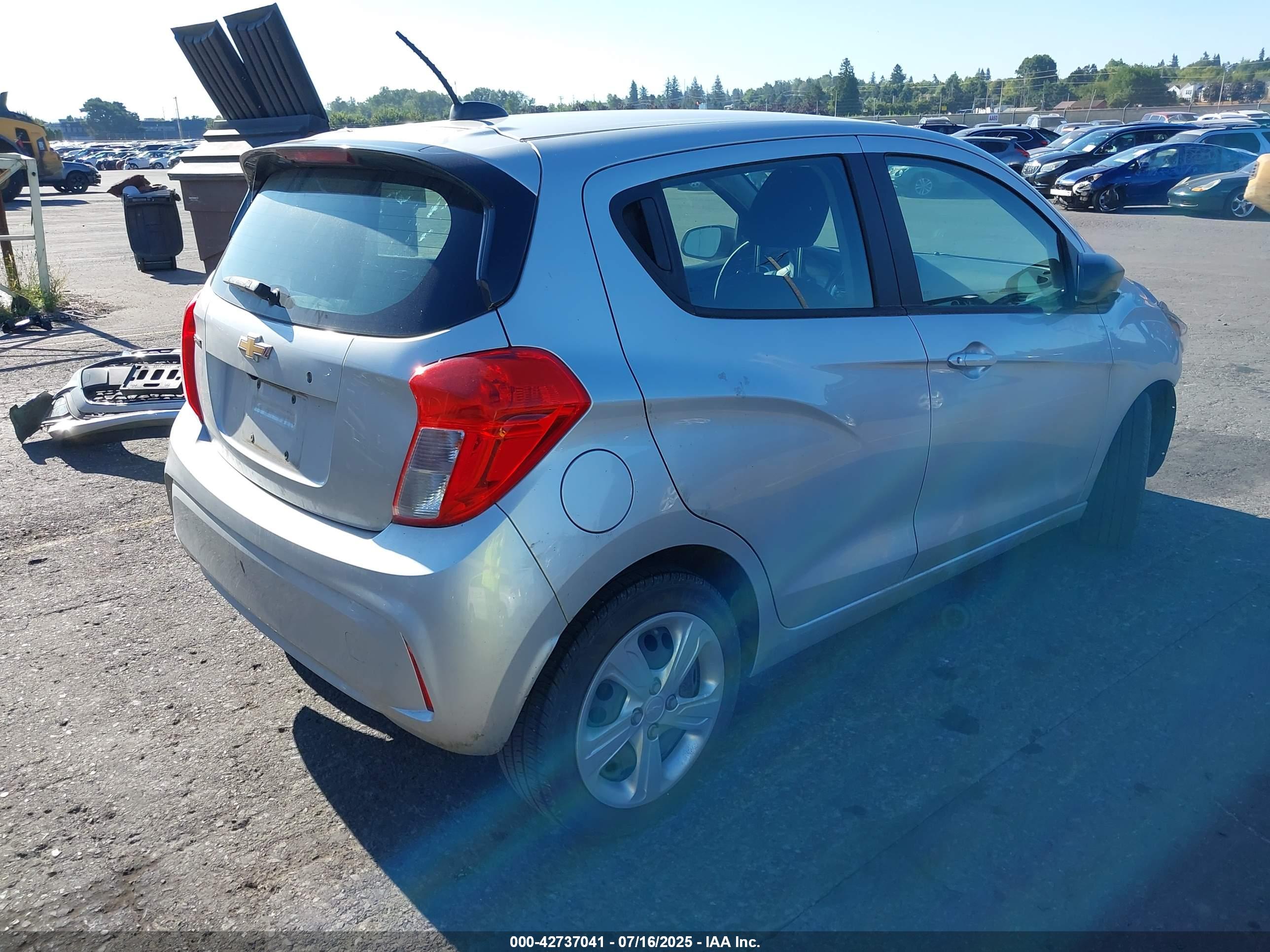 CHEVROLET SPARK image 4