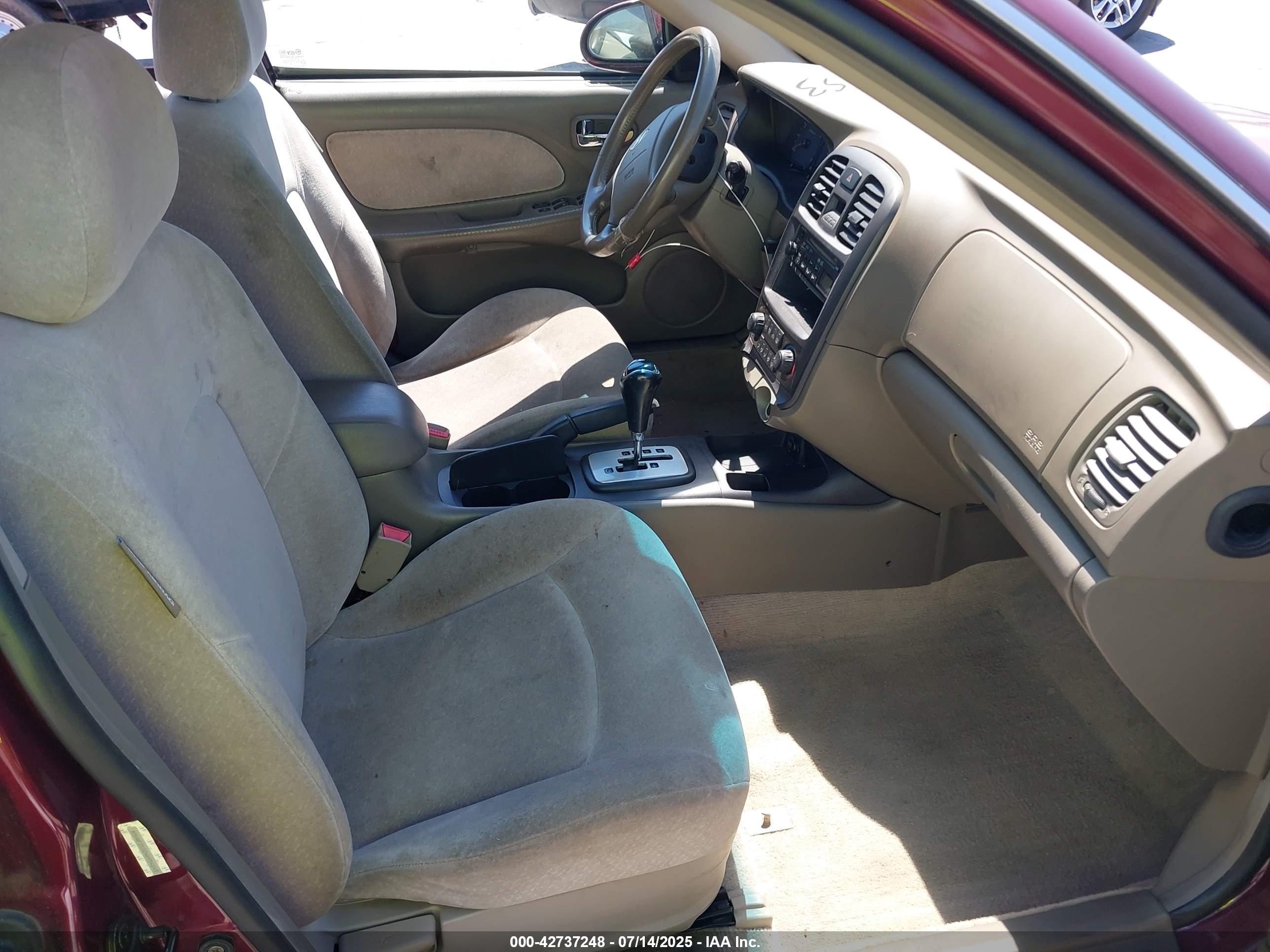 HYUNDAI SONATA image 5