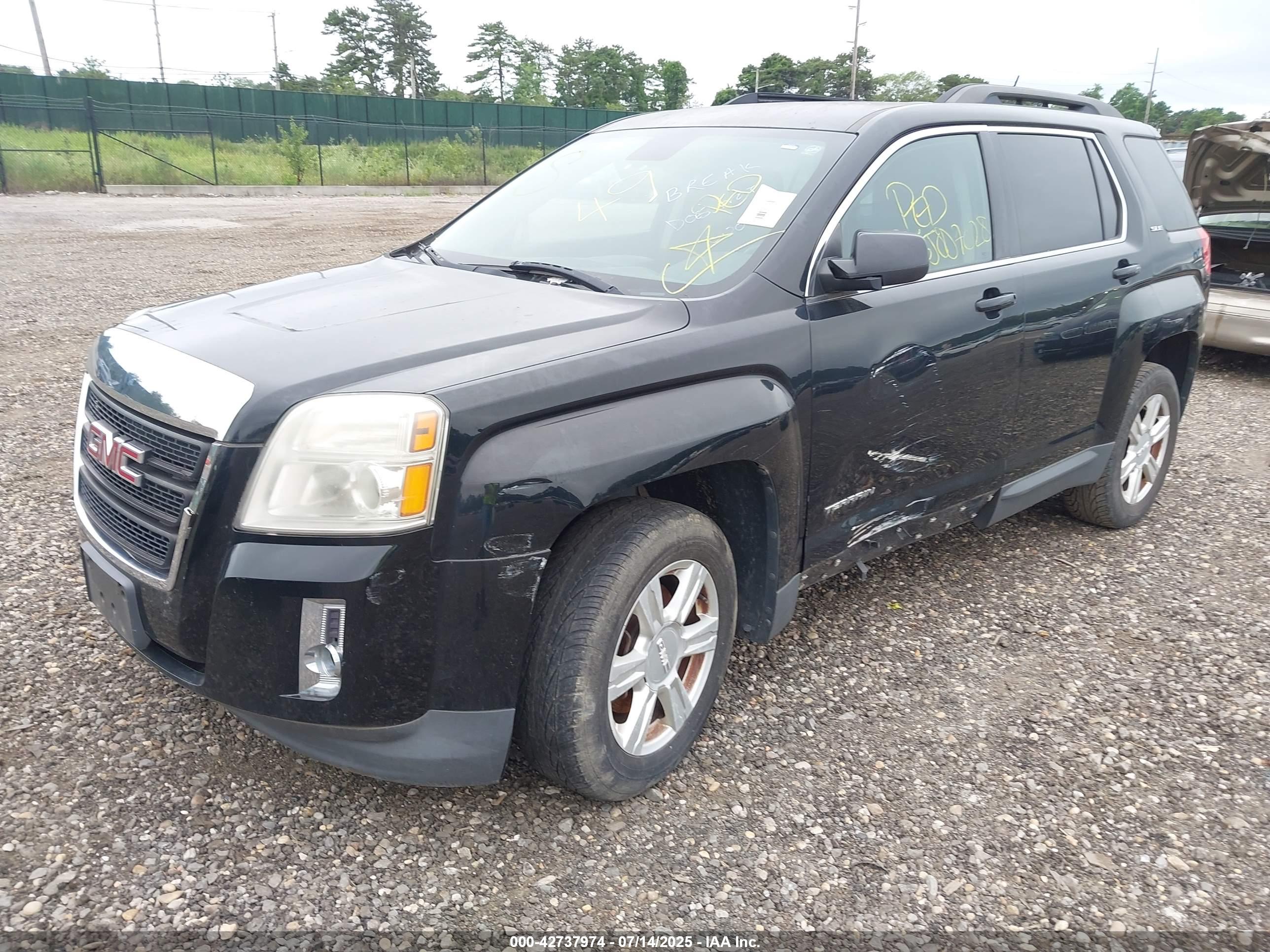 GMC TERRAIN image 2