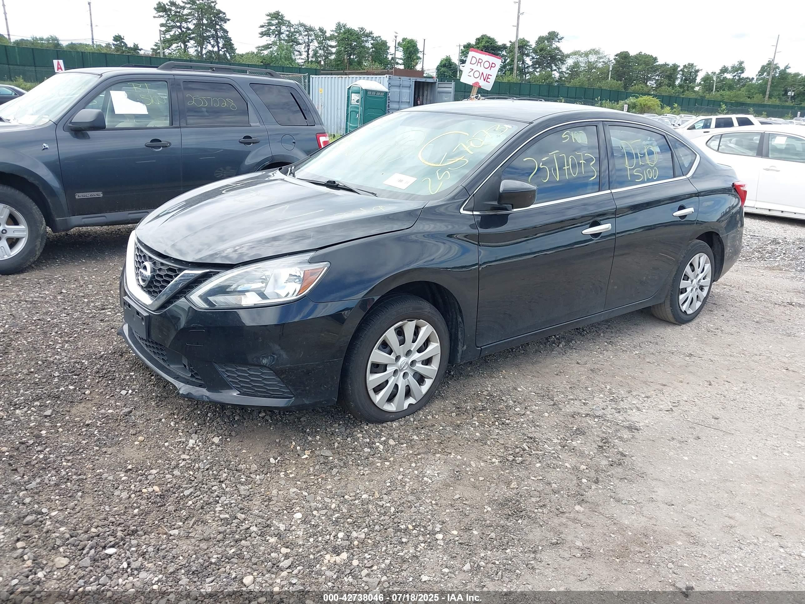 NISSAN SENTRA image 2
