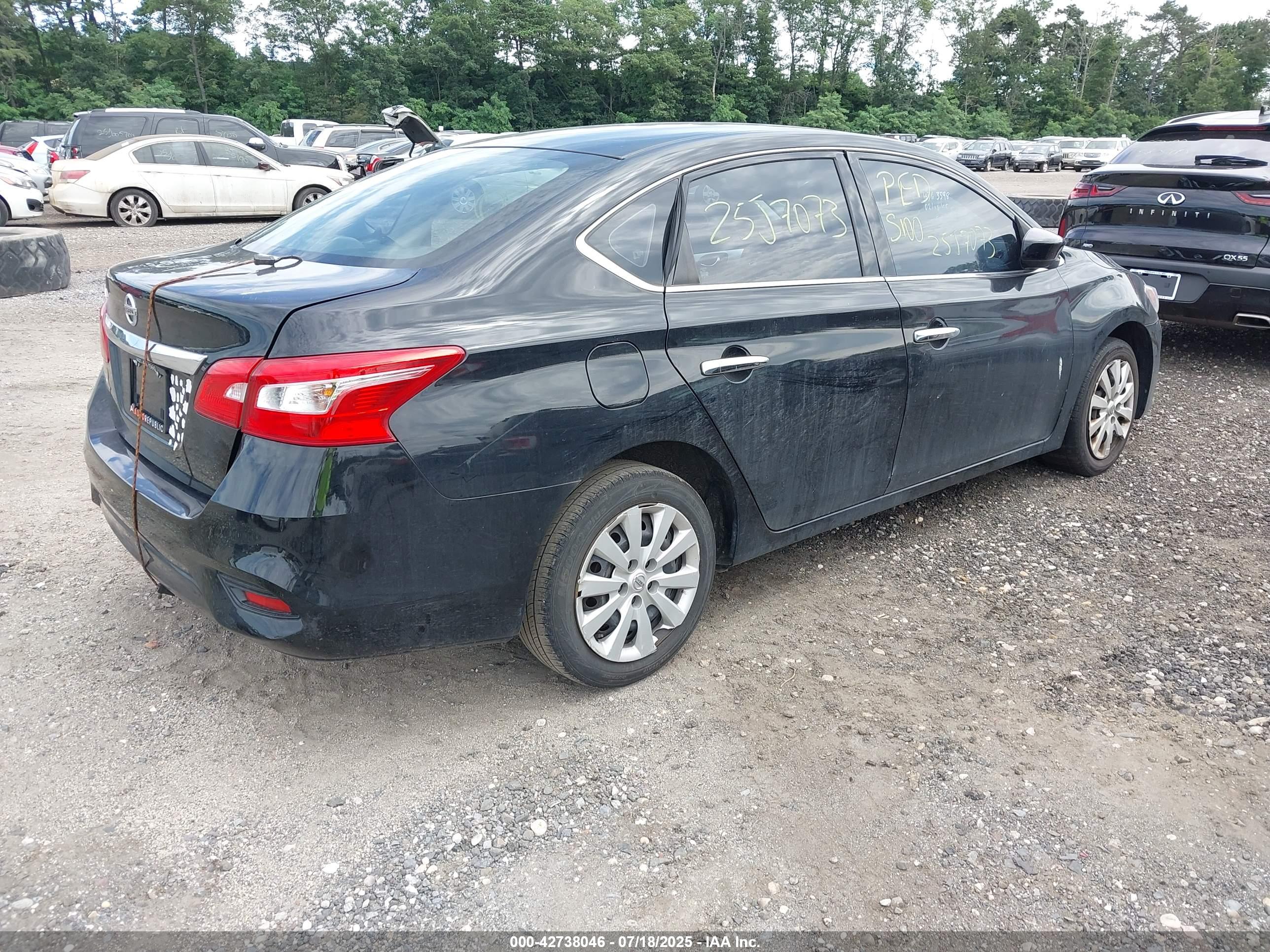 NISSAN SENTRA image 4