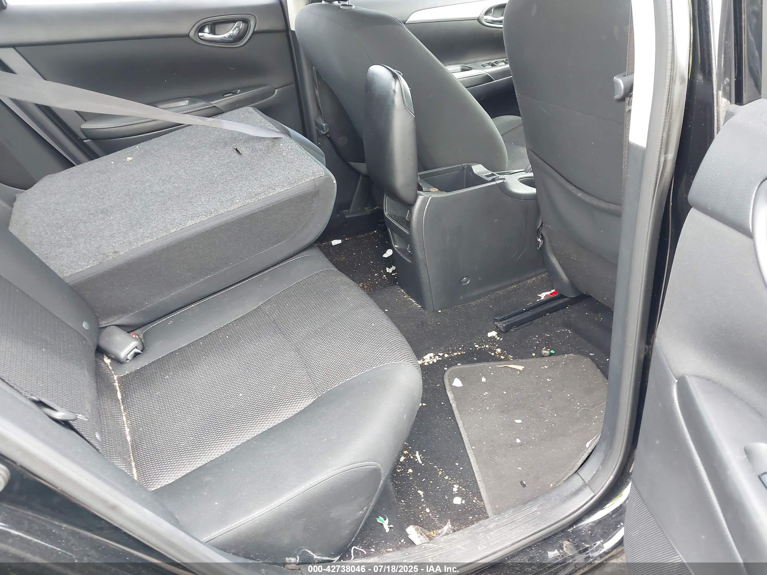 NISSAN SENTRA image 8