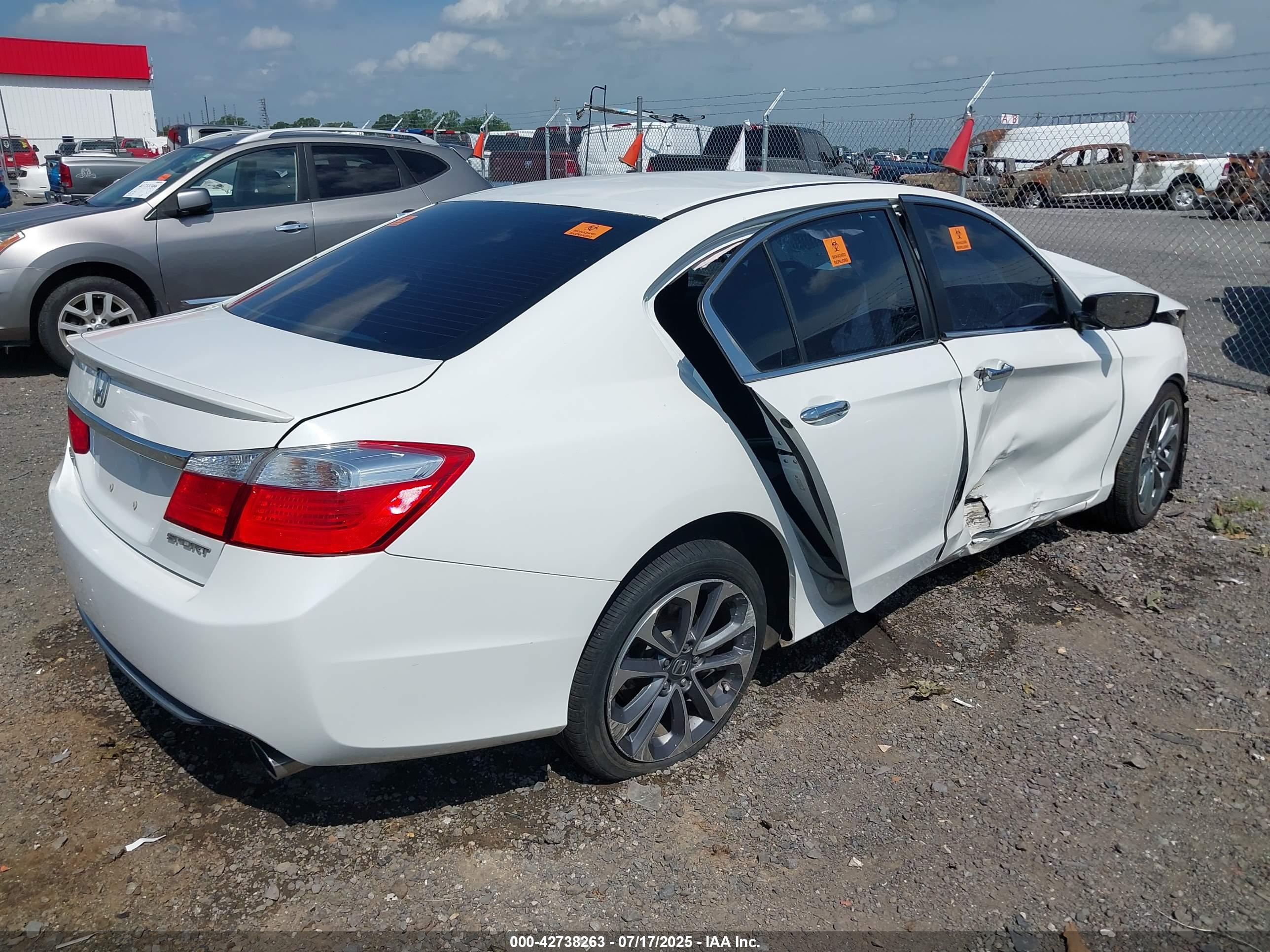 HONDA ACCORD image 4